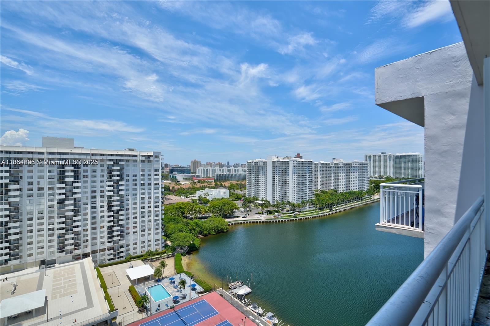 18071 Biscayne Blvd #PH03+PH04