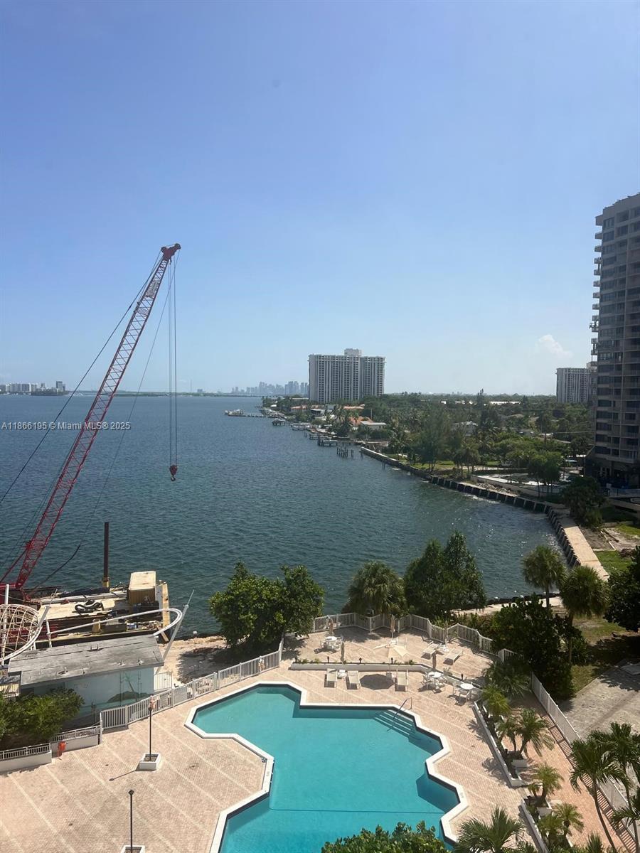 11111 Biscayne Blvd #8F