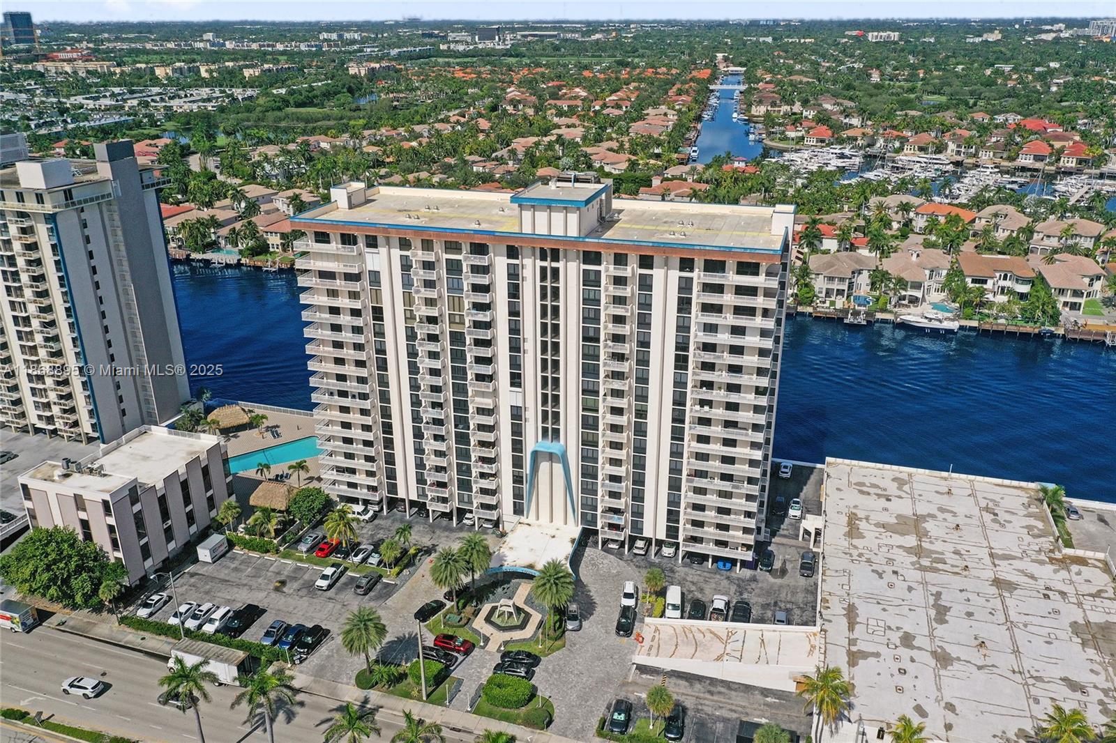 1500 S Ocean Dr #6F
