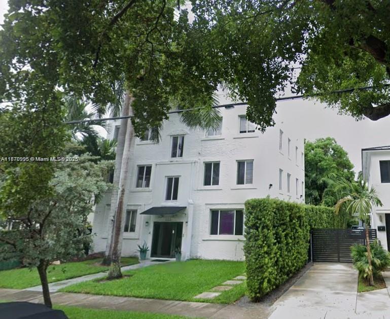 333 SW 30th #8