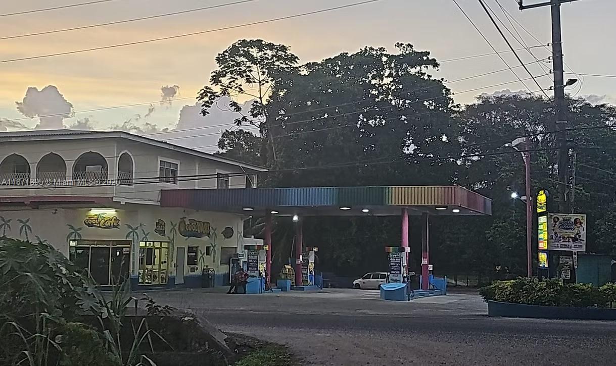 00 Rio Neuvo, St Mary Jamaica