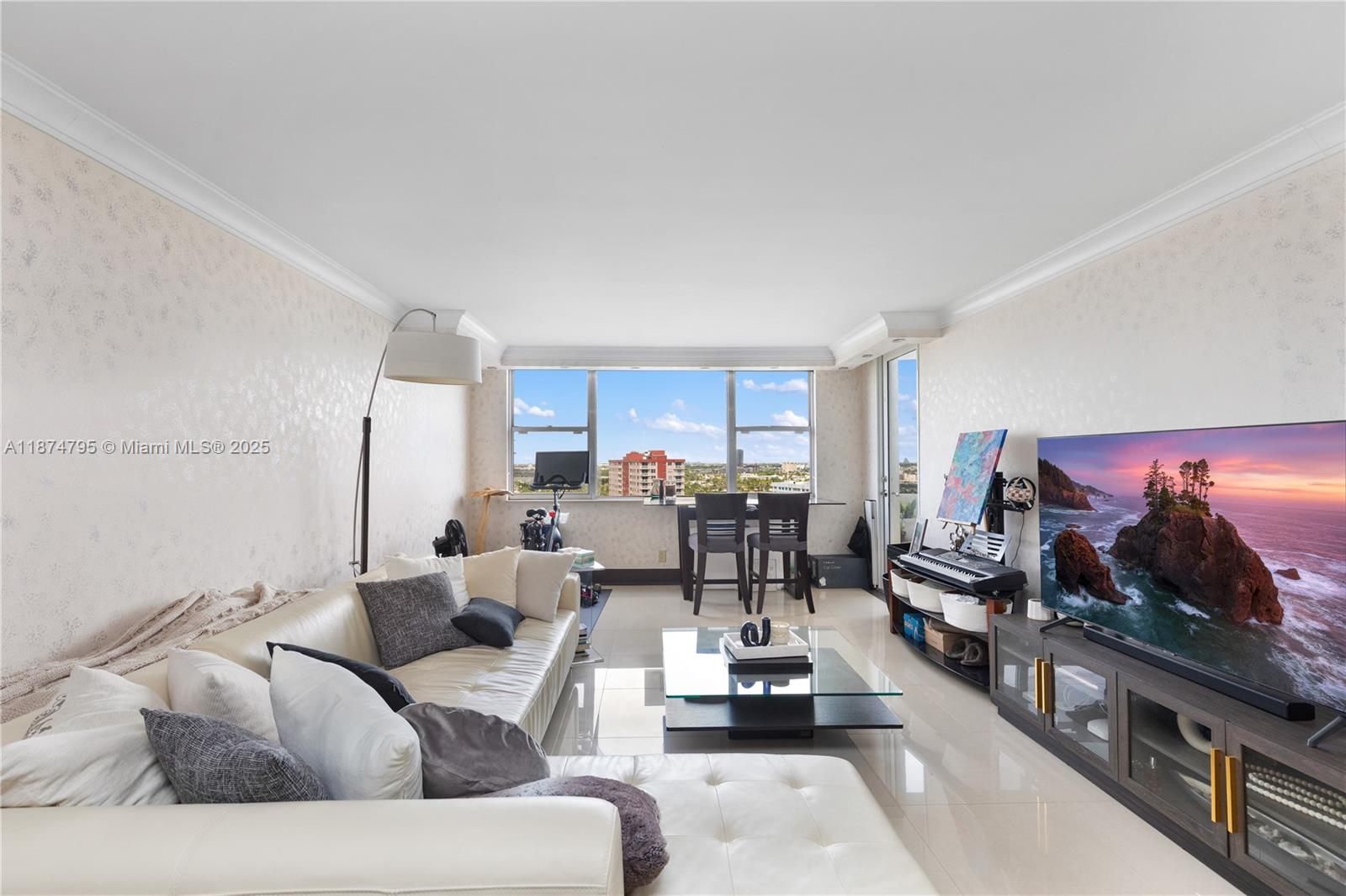 3180 S Ocean Dr #1517,Hallandale Beach, FL 33009