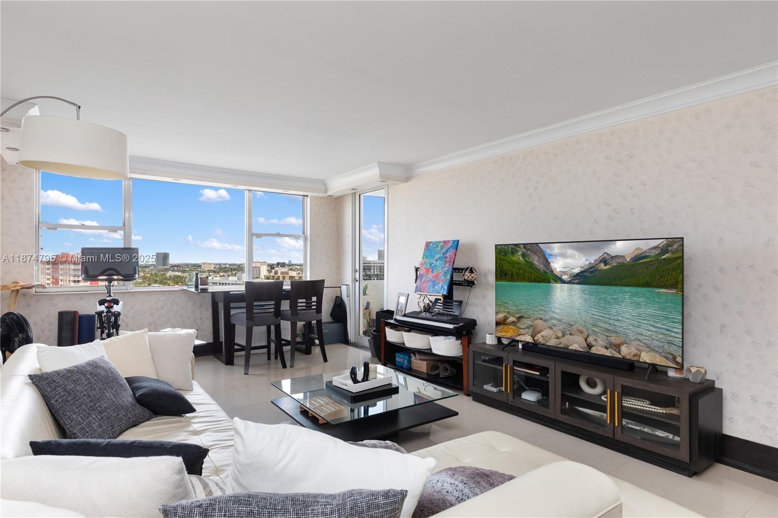 3180 S Ocean Dr #1517,Hallandale Beach, FL 33009