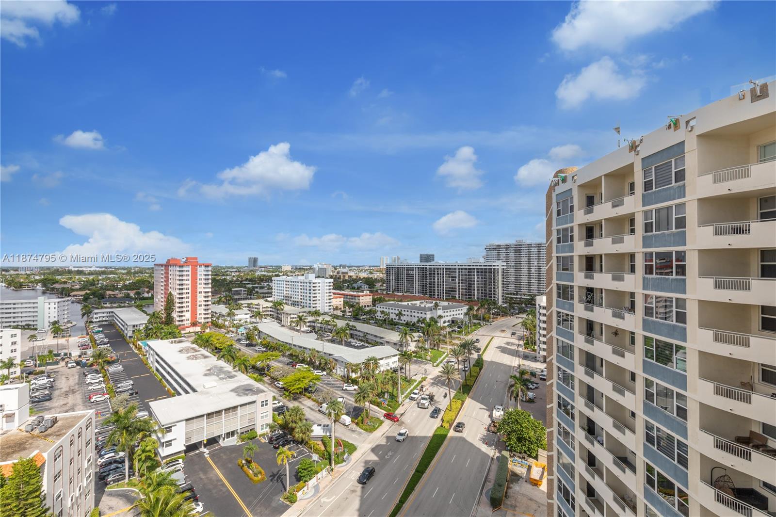 3180 S Ocean Dr #1517,Hallandale Beach, FL 33009