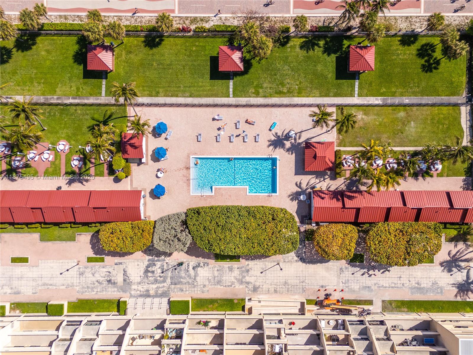 2555 Collins Ave #403,Miami Beach, FL 33140