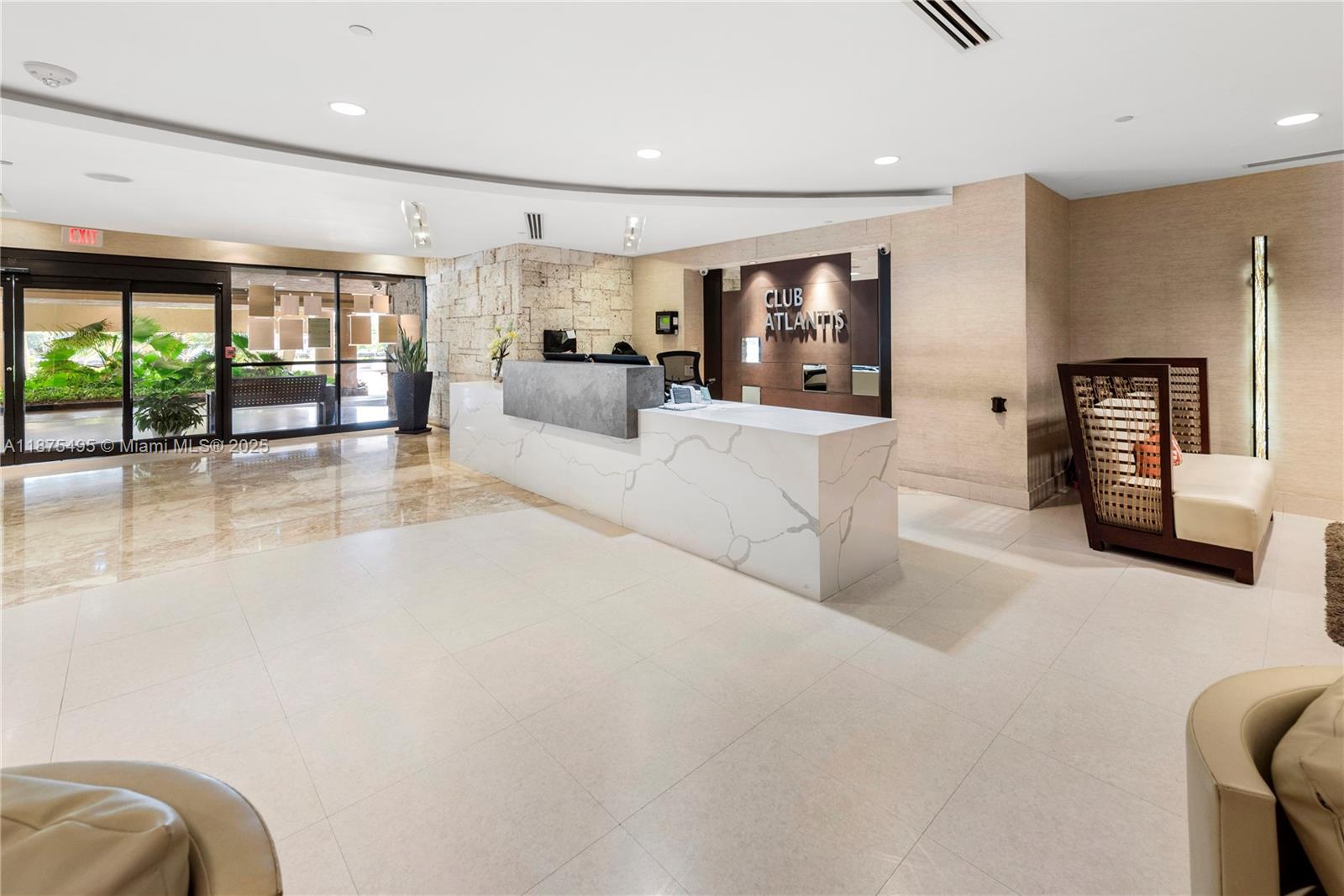 2555 Collins Ave #403,Miami Beach, FL 33140