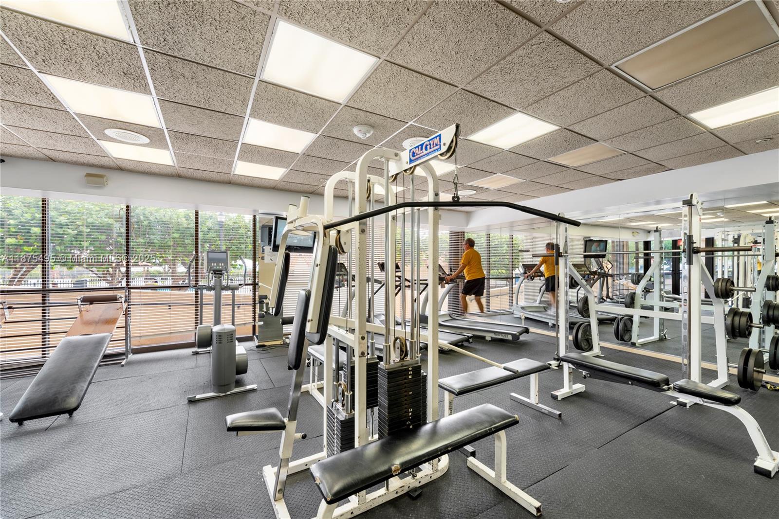 2555 Collins Ave #403,Miami Beach, FL 33140