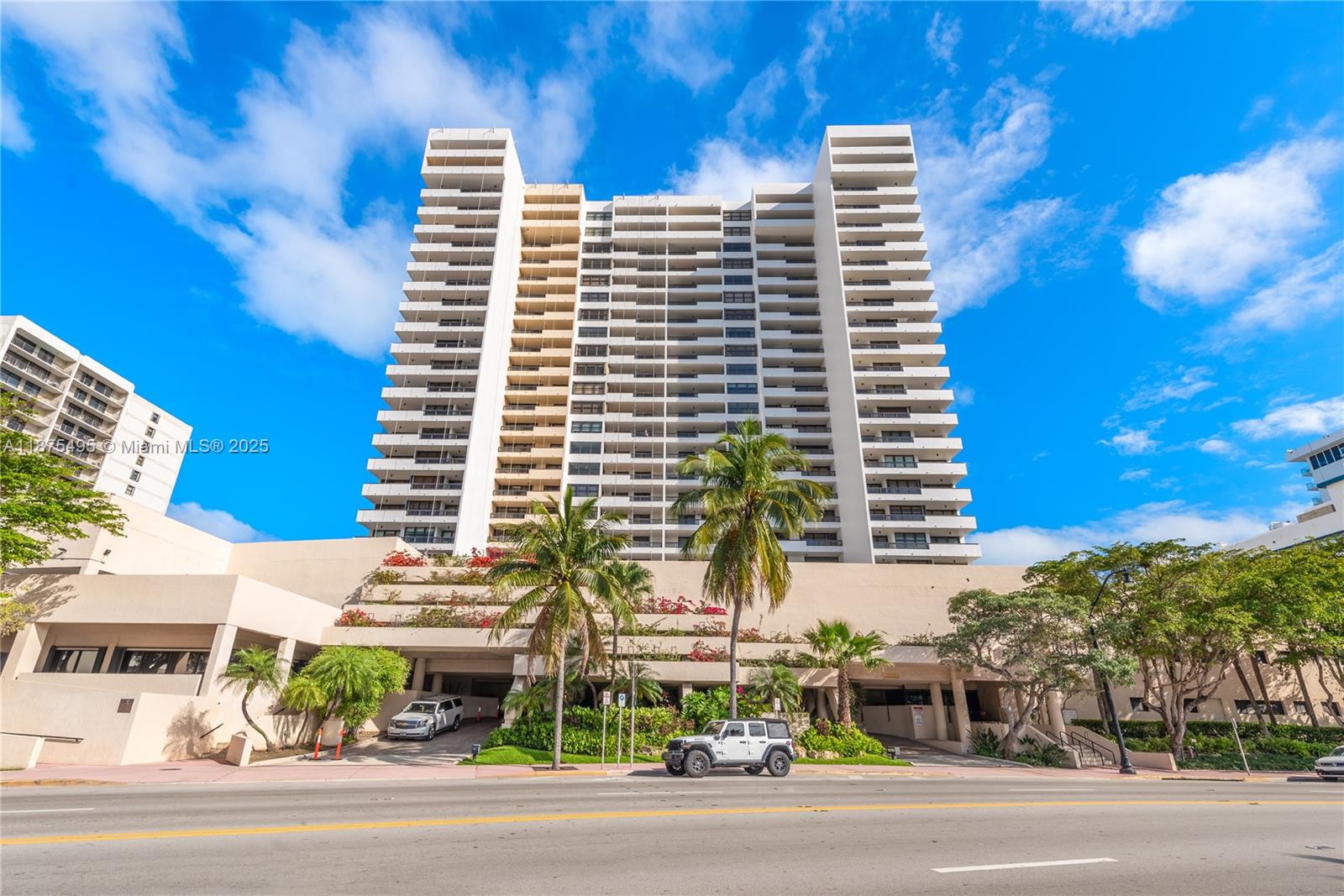 2555 Collins Ave #403,Miami Beach, FL 33140