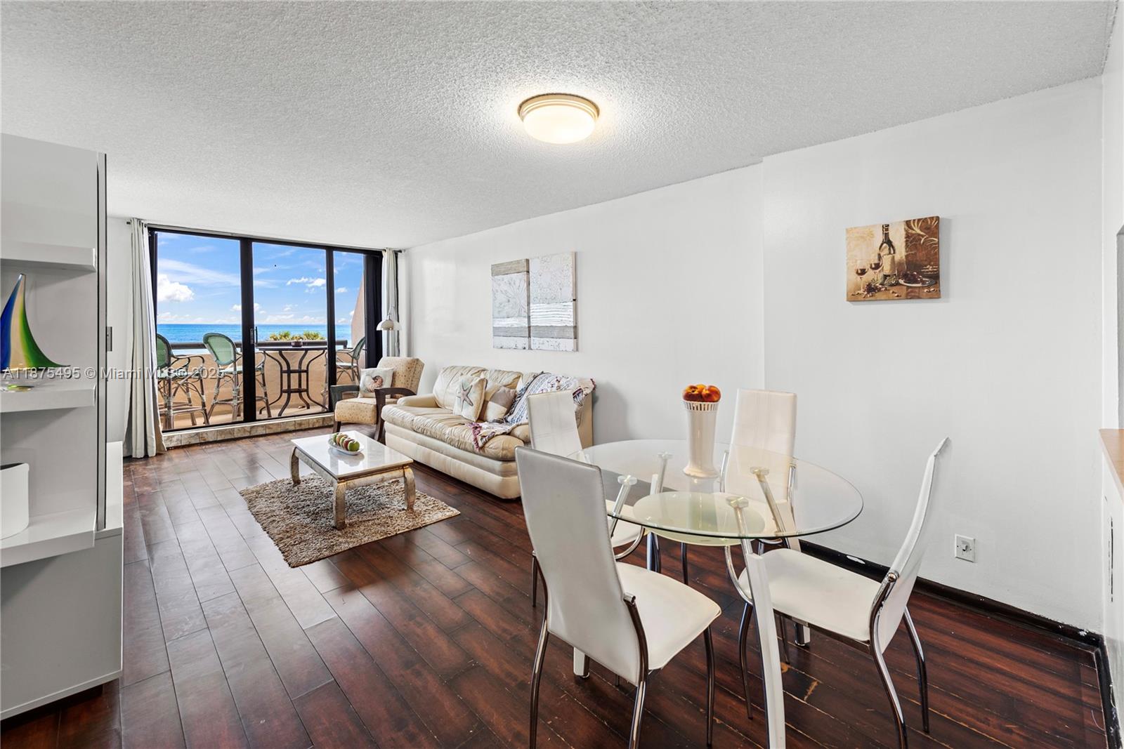 2555 Collins Ave #403,Miami Beach, FL 33140