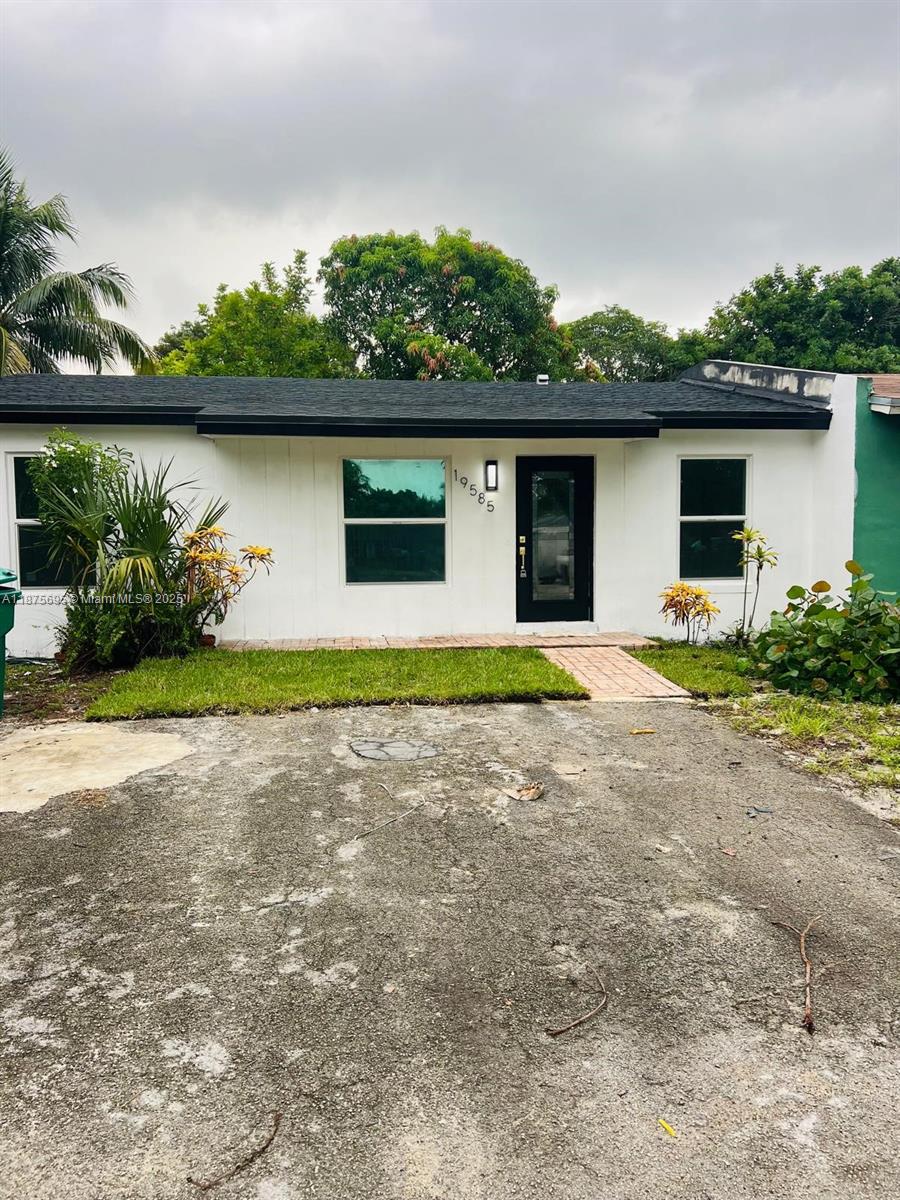 19585 NW 29th Ct