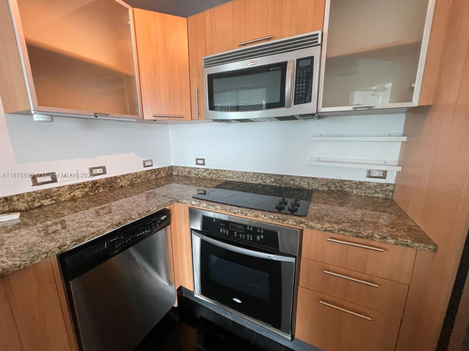 image Platinum Condominium8