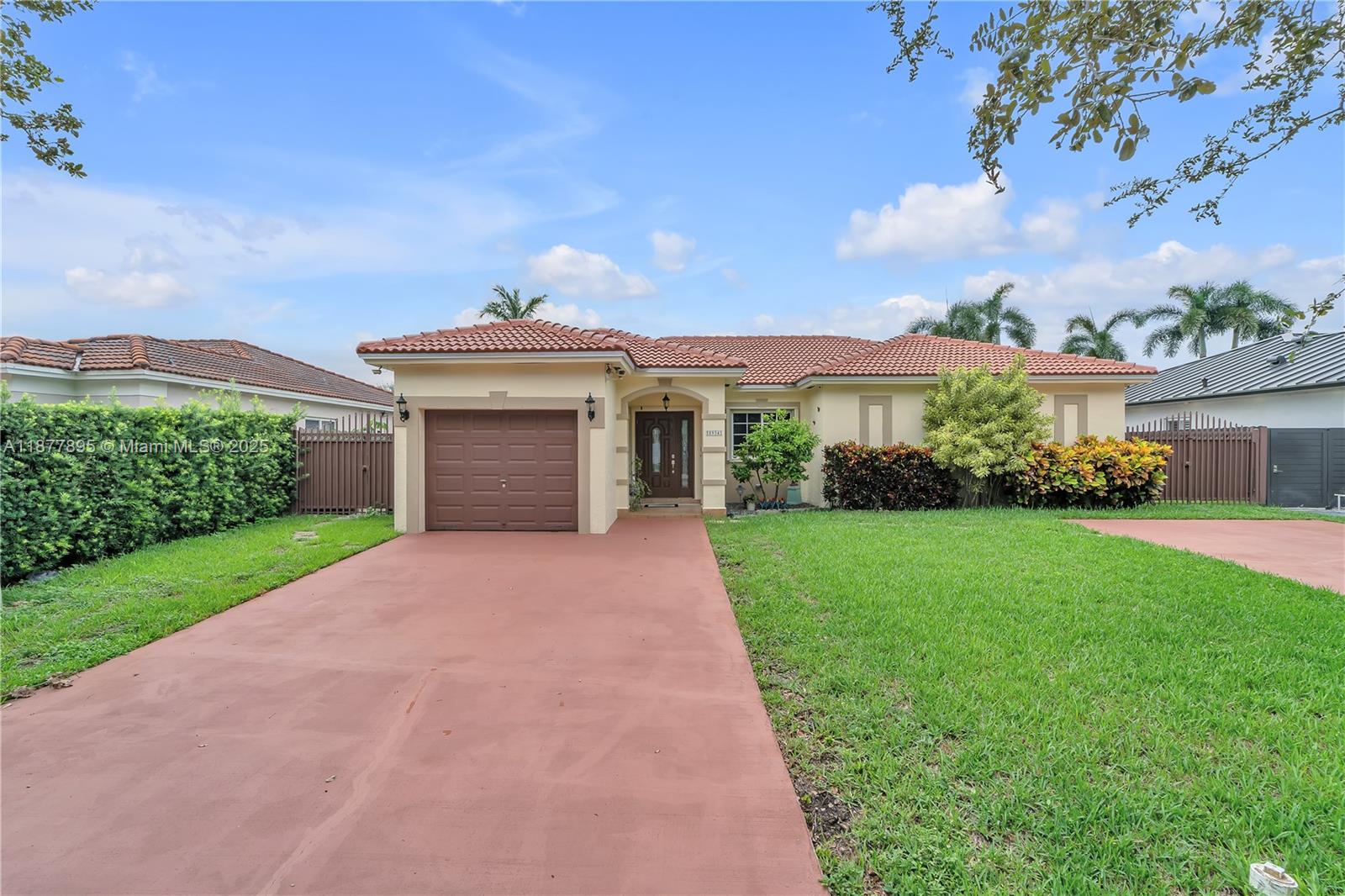 8934 NW 164th St
