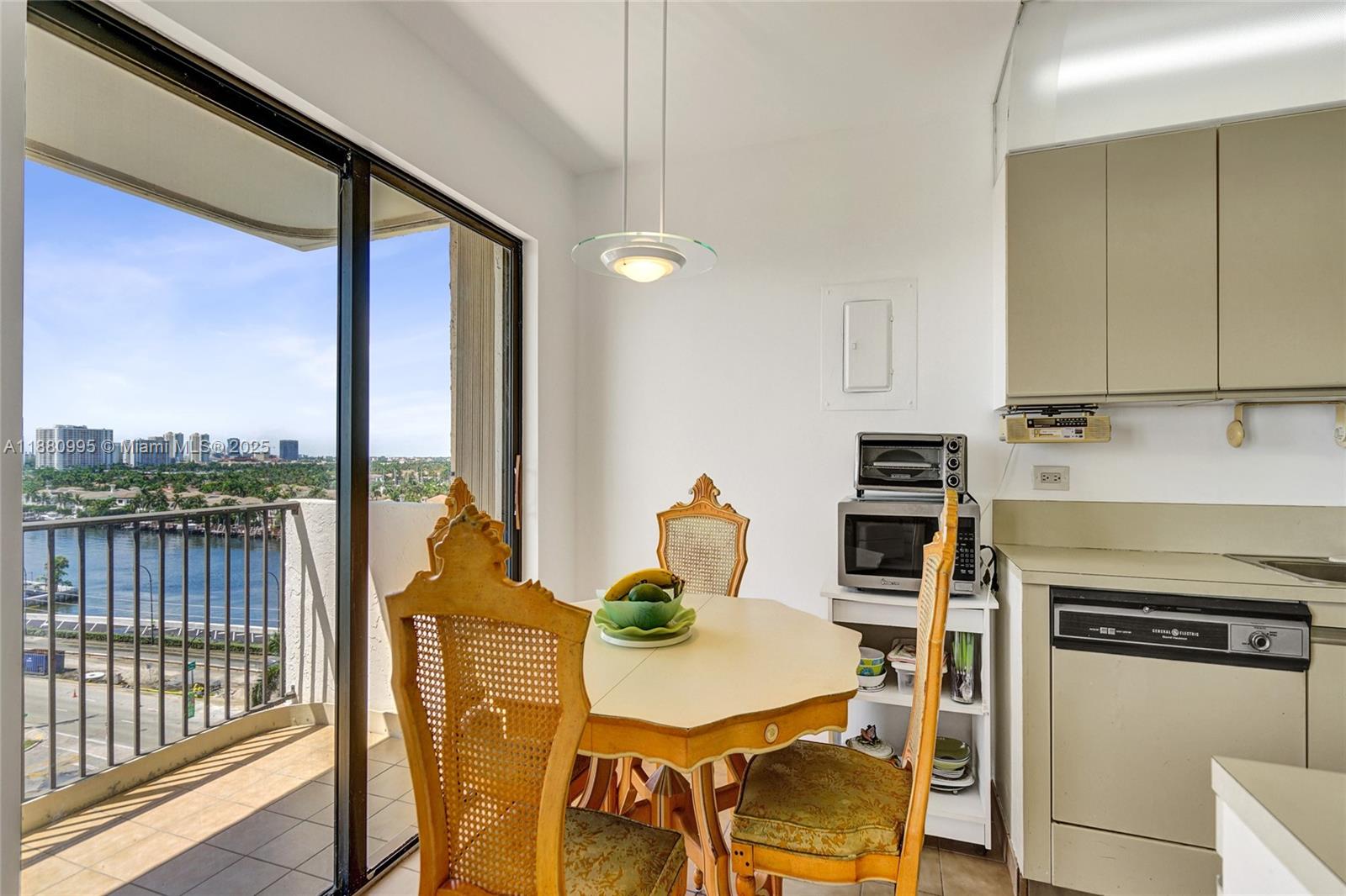 1201 S Ocean Dr #1010S Hollywood, FL 33019