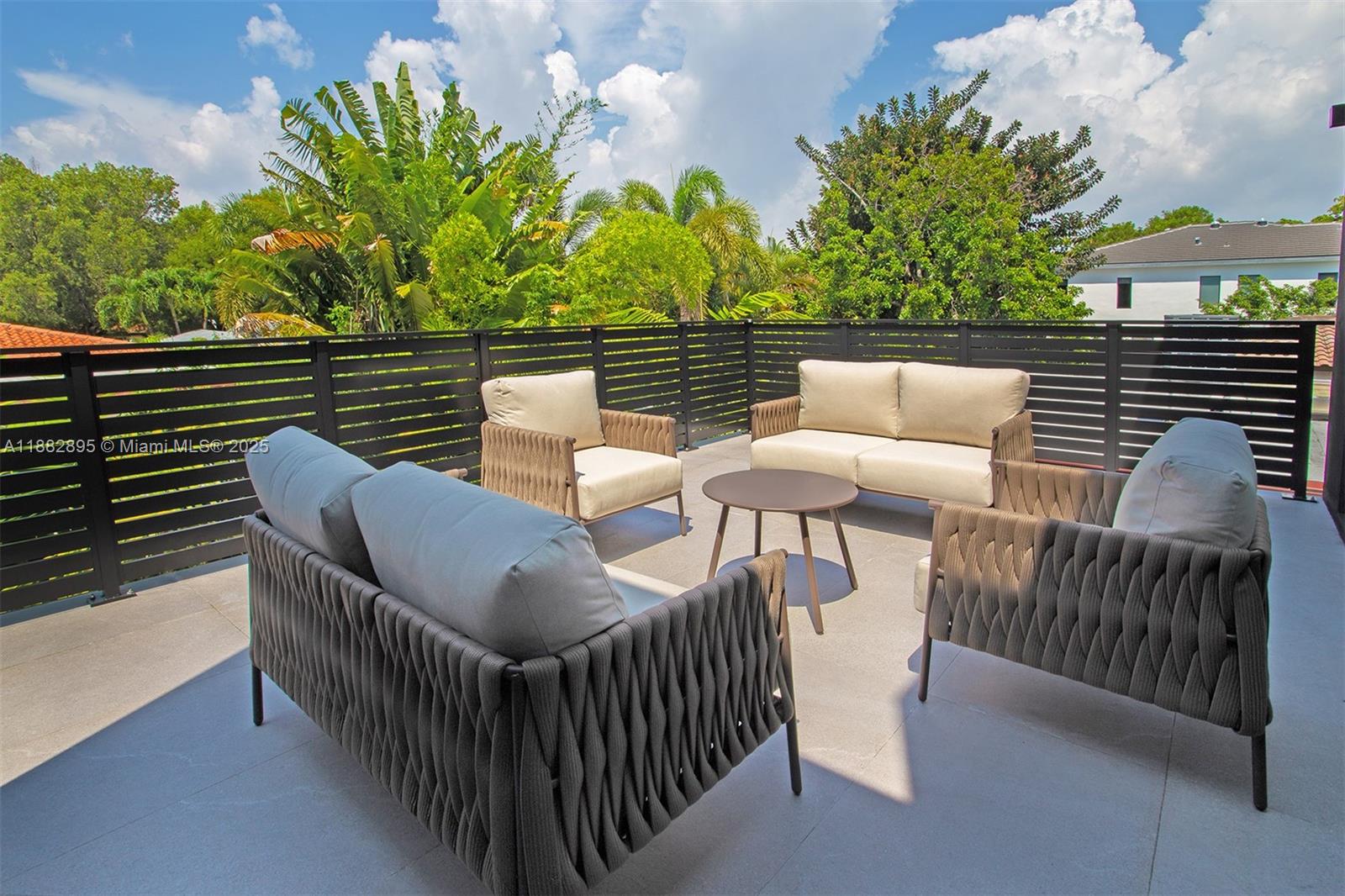 420 SW 15th Rd Miami, FL 33129