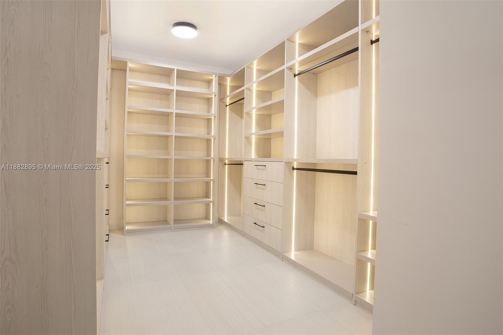 420 SW 15th Rd Miami, FL 33129