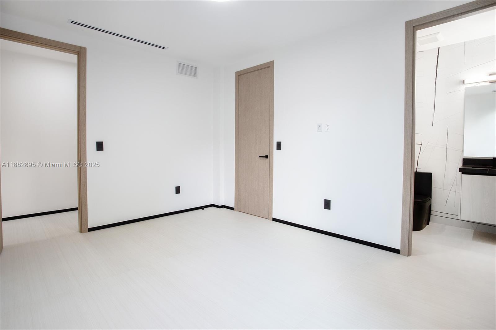 420 SW 15th Rd Miami, FL 33129