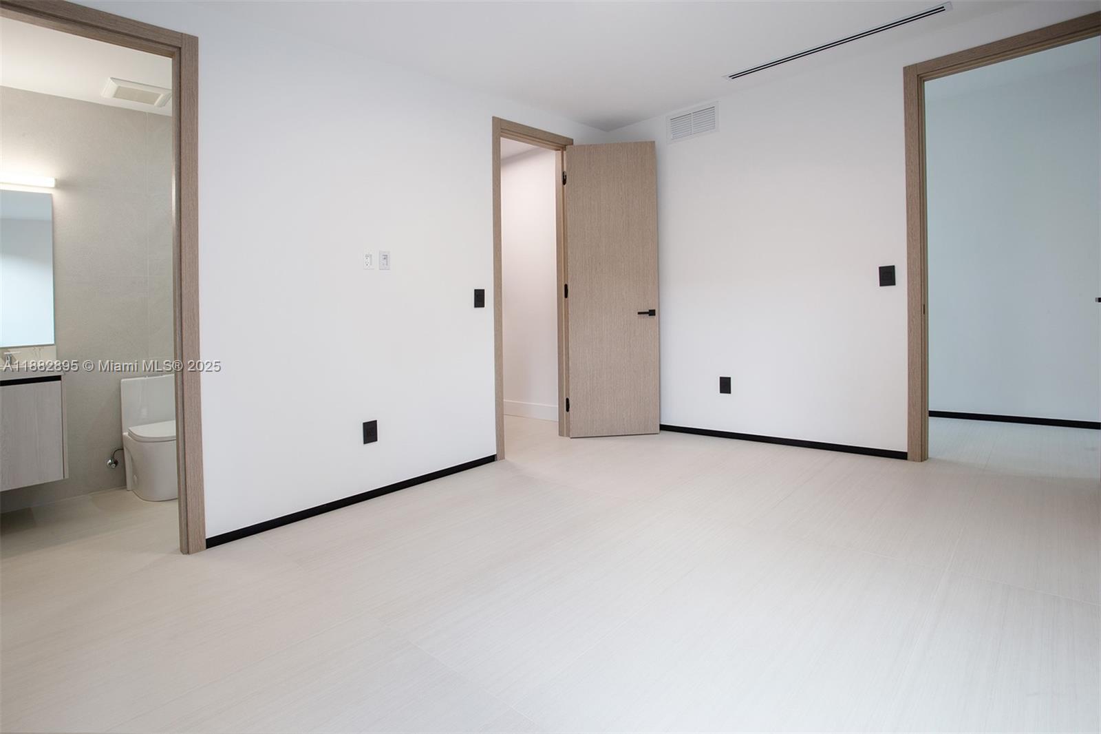 420 SW 15th Rd Miami, FL 33129