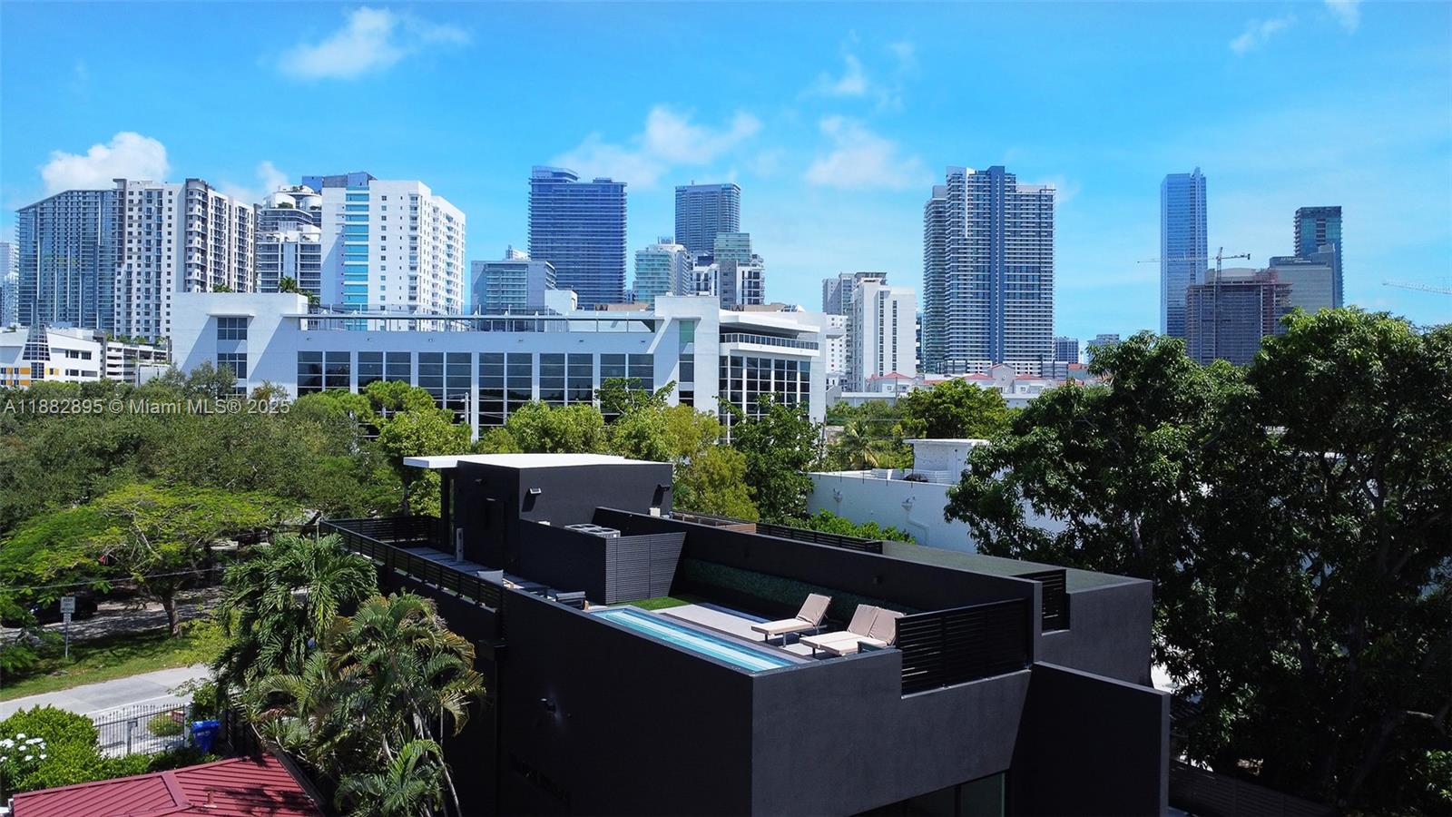 420 SW 15th Rd Miami, FL 33129