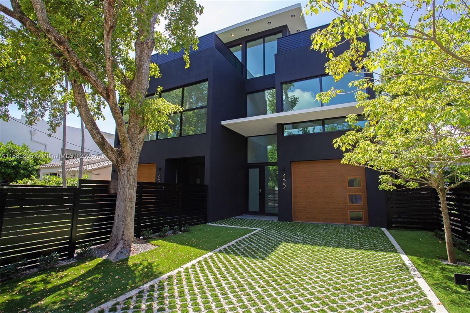 420 SW 15th Rd Miami, FL 33129