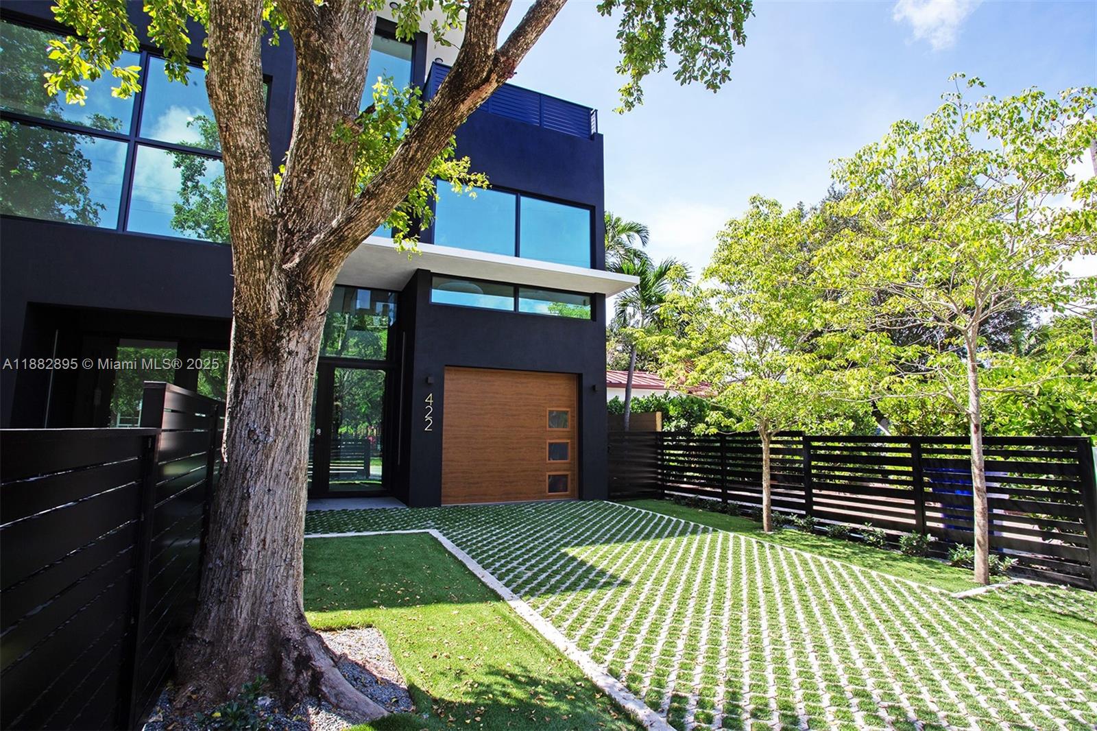 420 SW 15th Rd Miami, FL 33129