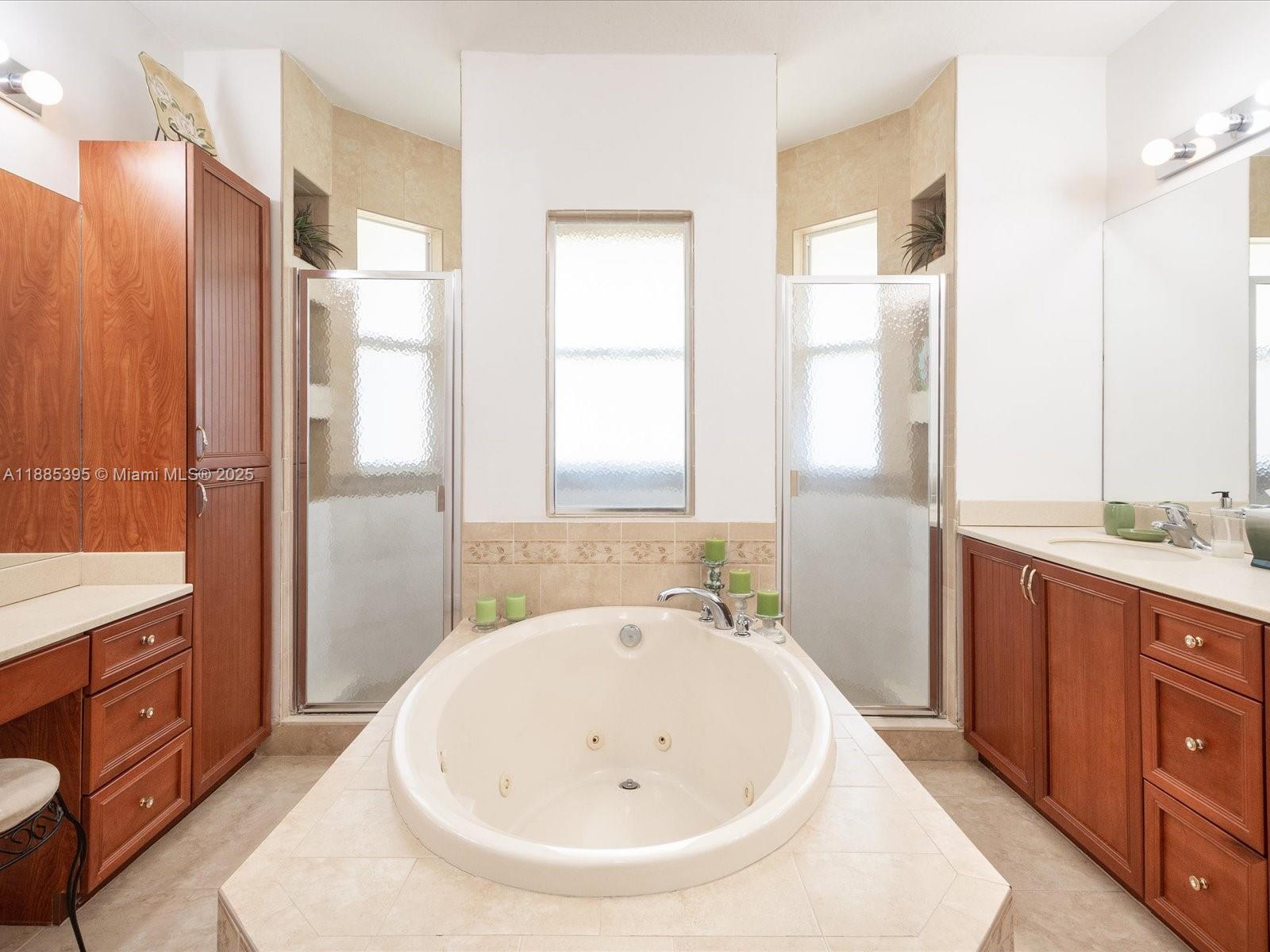 13966 155th Pl N Jupiter, FL 33478