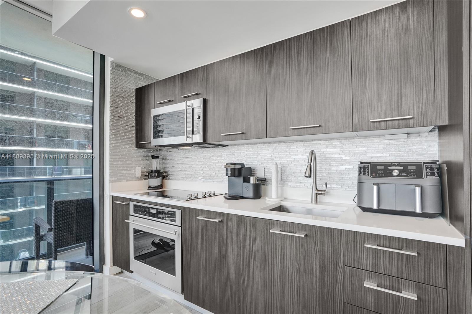 image Brickell Heights West9