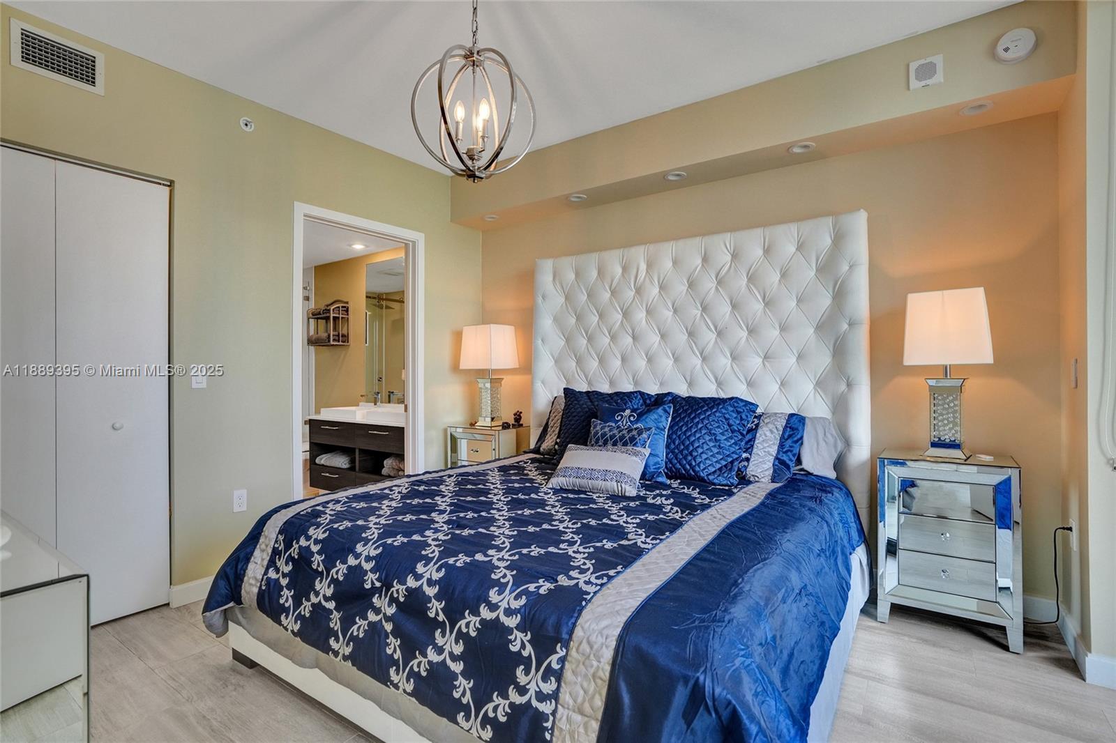 image Brickell Heights West12