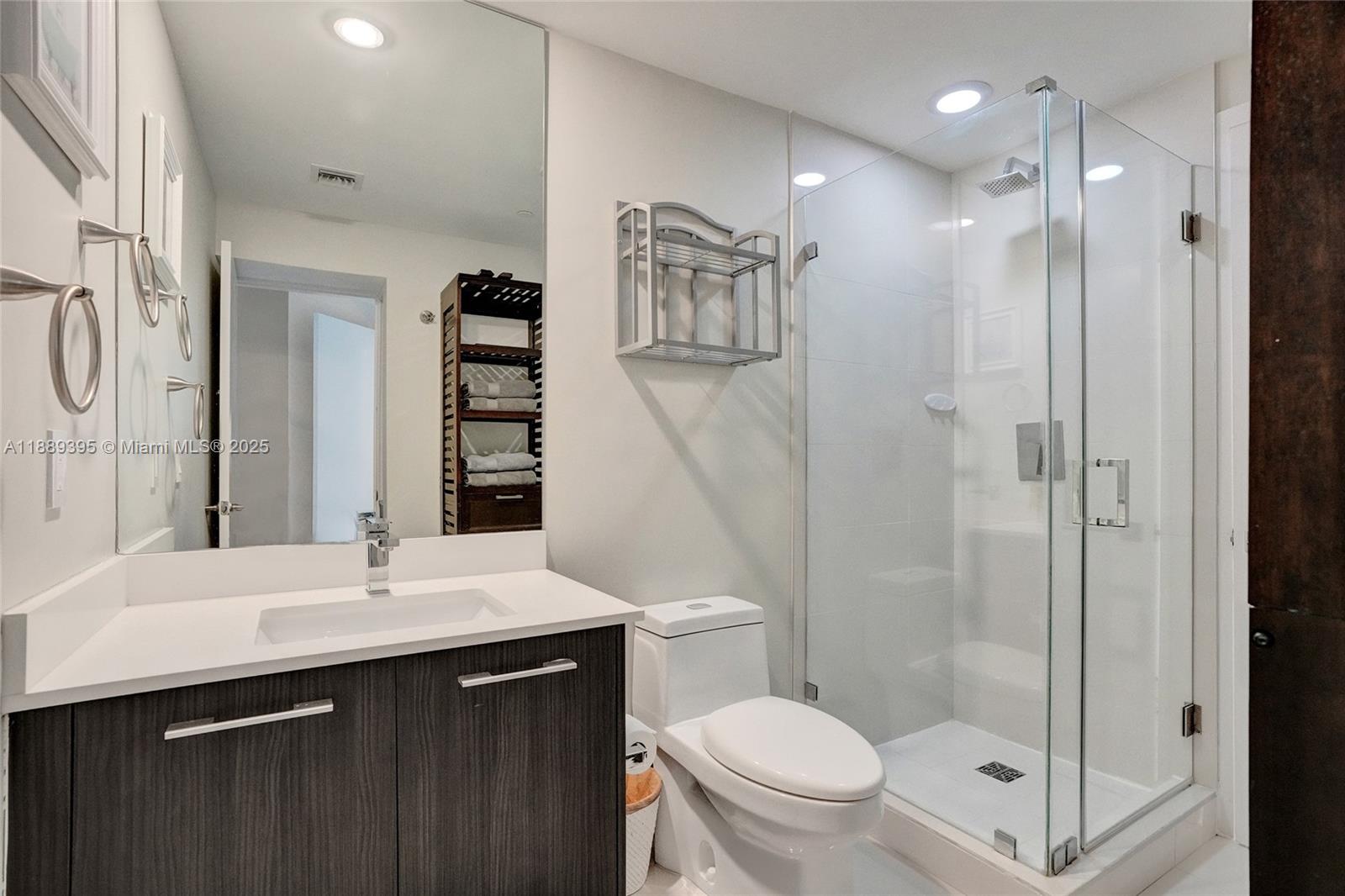 image Brickell Heights West24