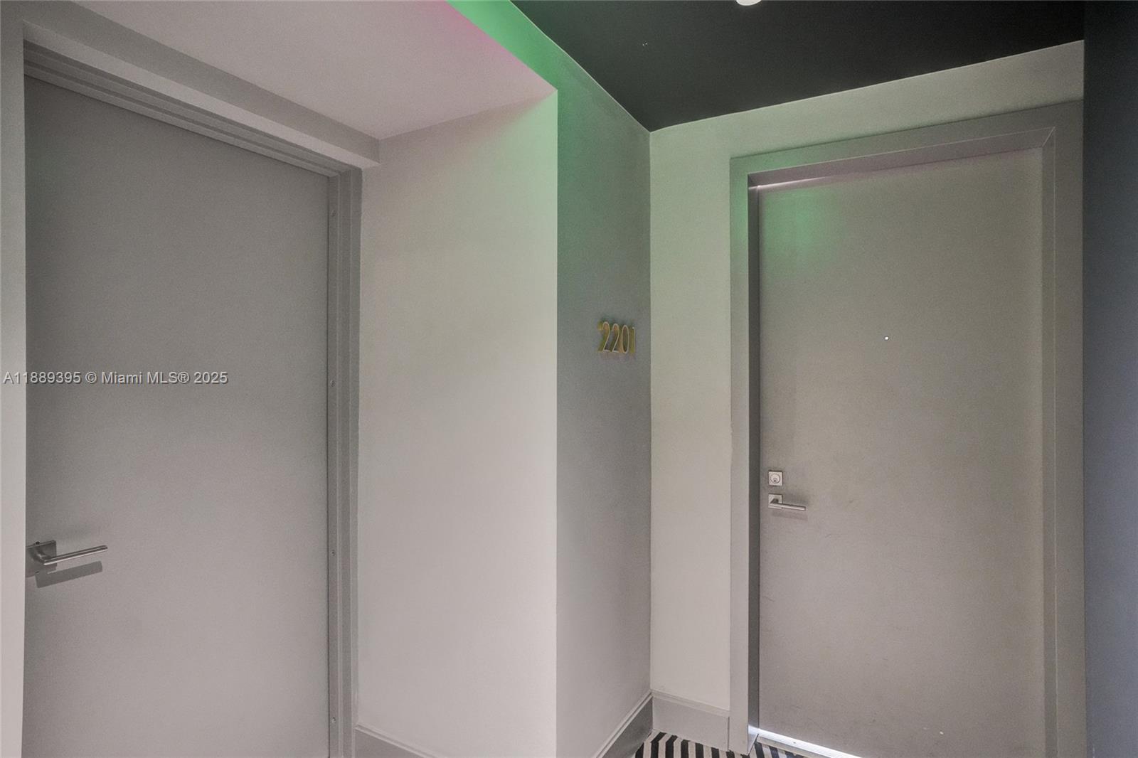 image Brickell Heights West38