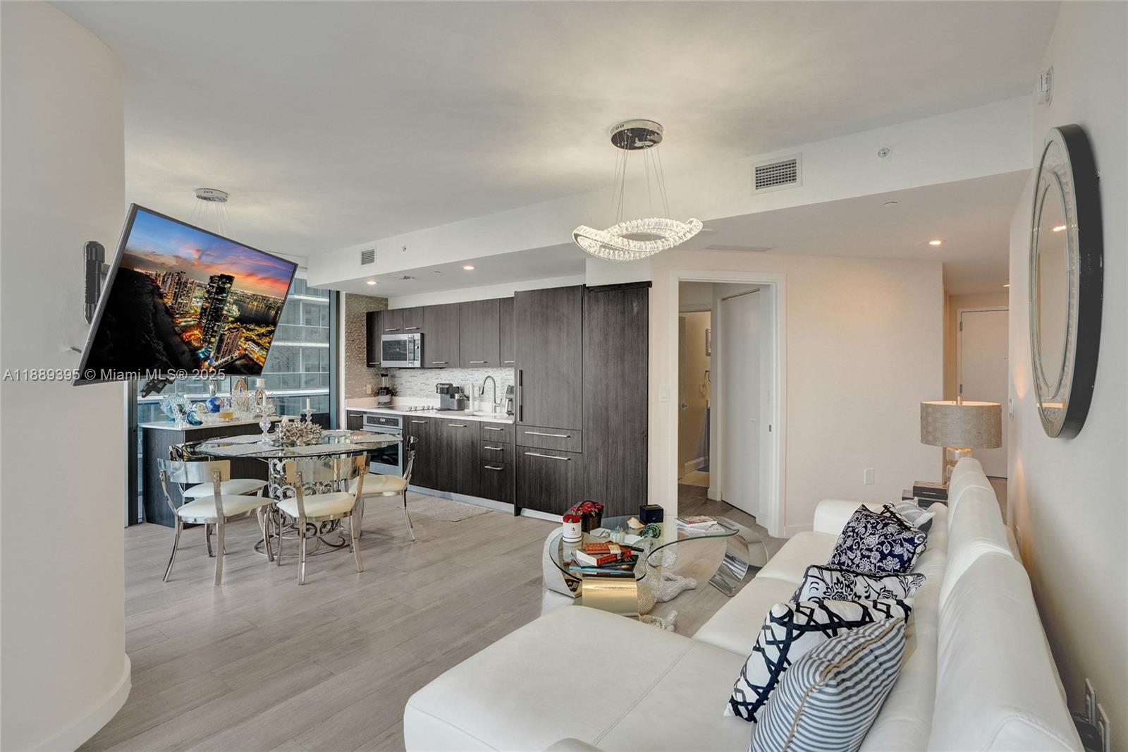 image Brickell Heights West3