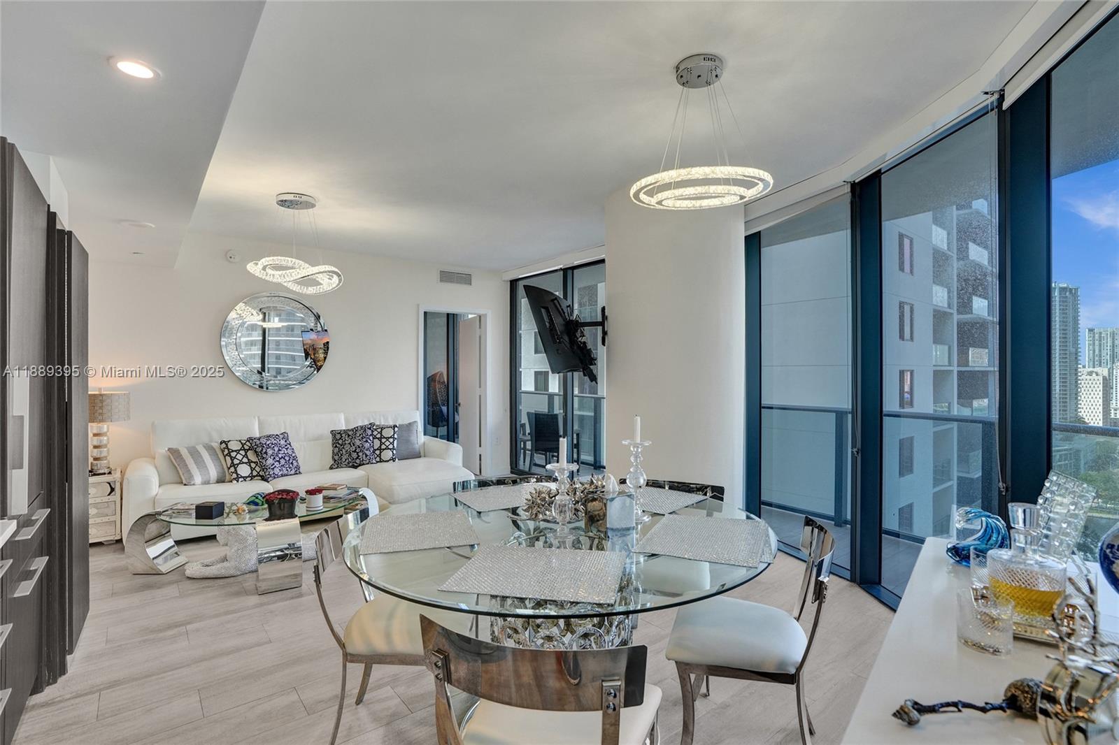 image Brickell Heights West5