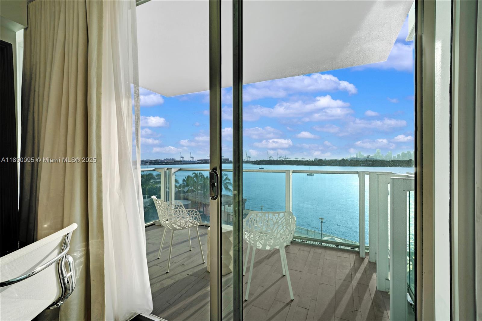 image Mondrian South Beach10