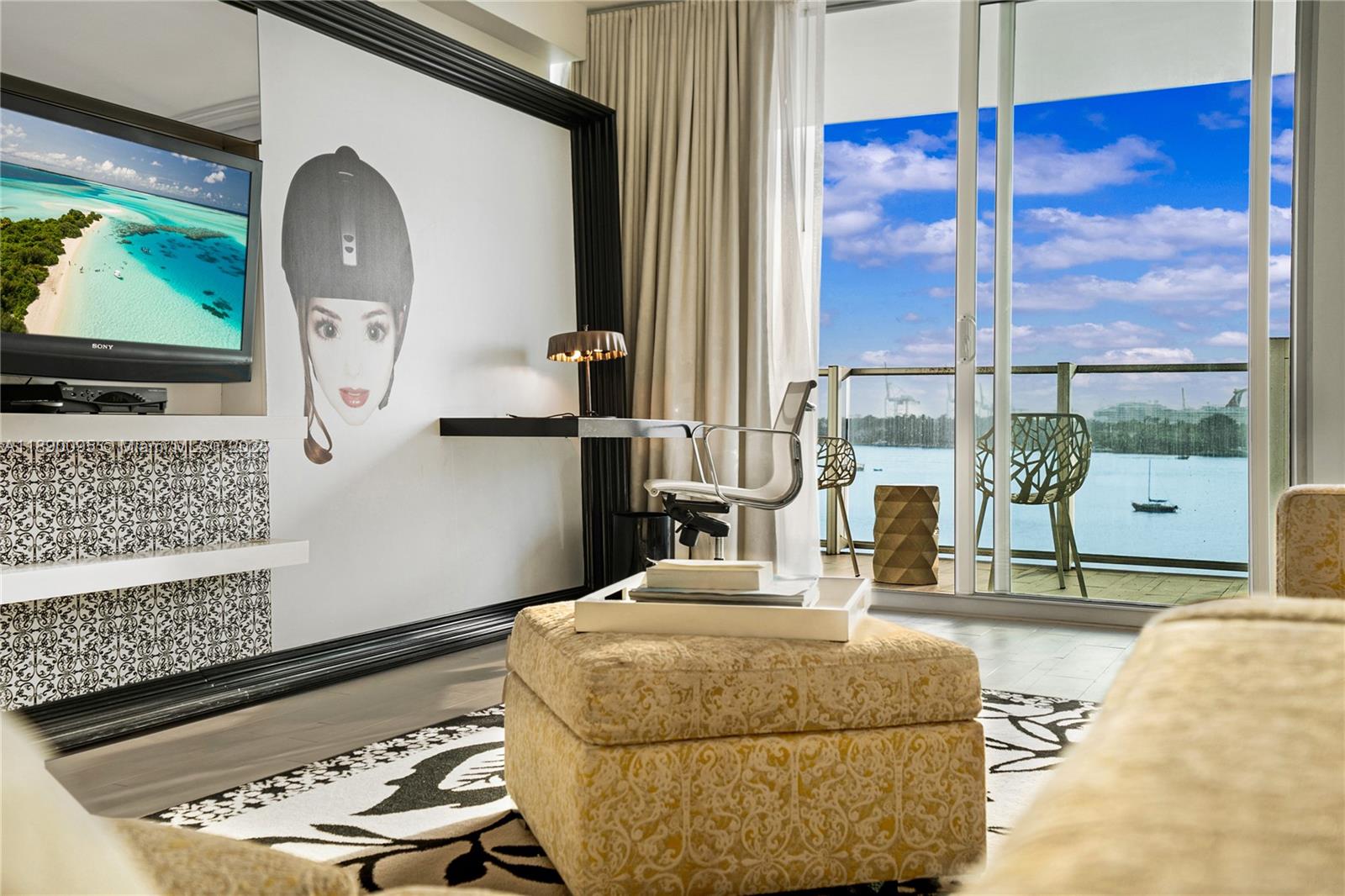 image Mondrian South Beach2