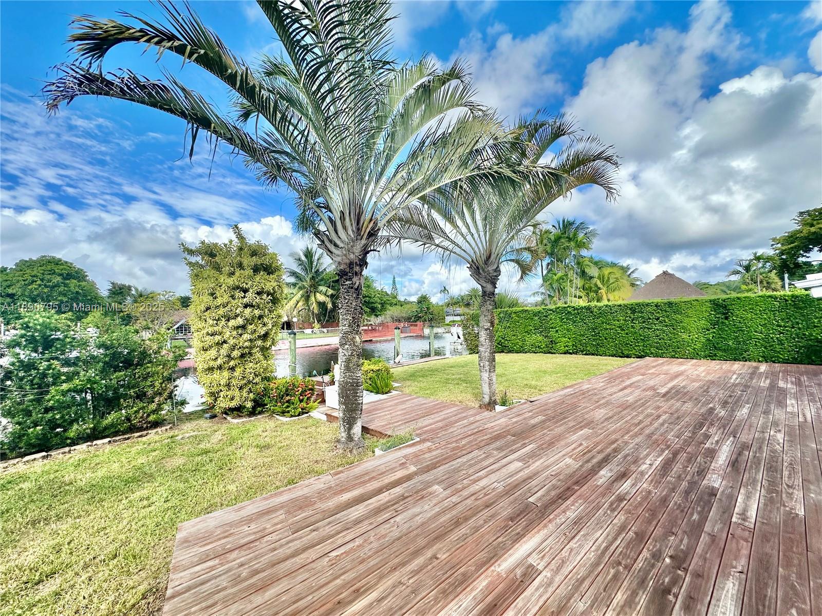 1825 Keystone Blvd North Miami, FL 33181