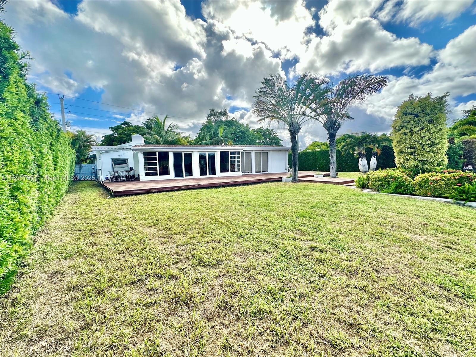 1825 Keystone Blvd North Miami, FL 33181