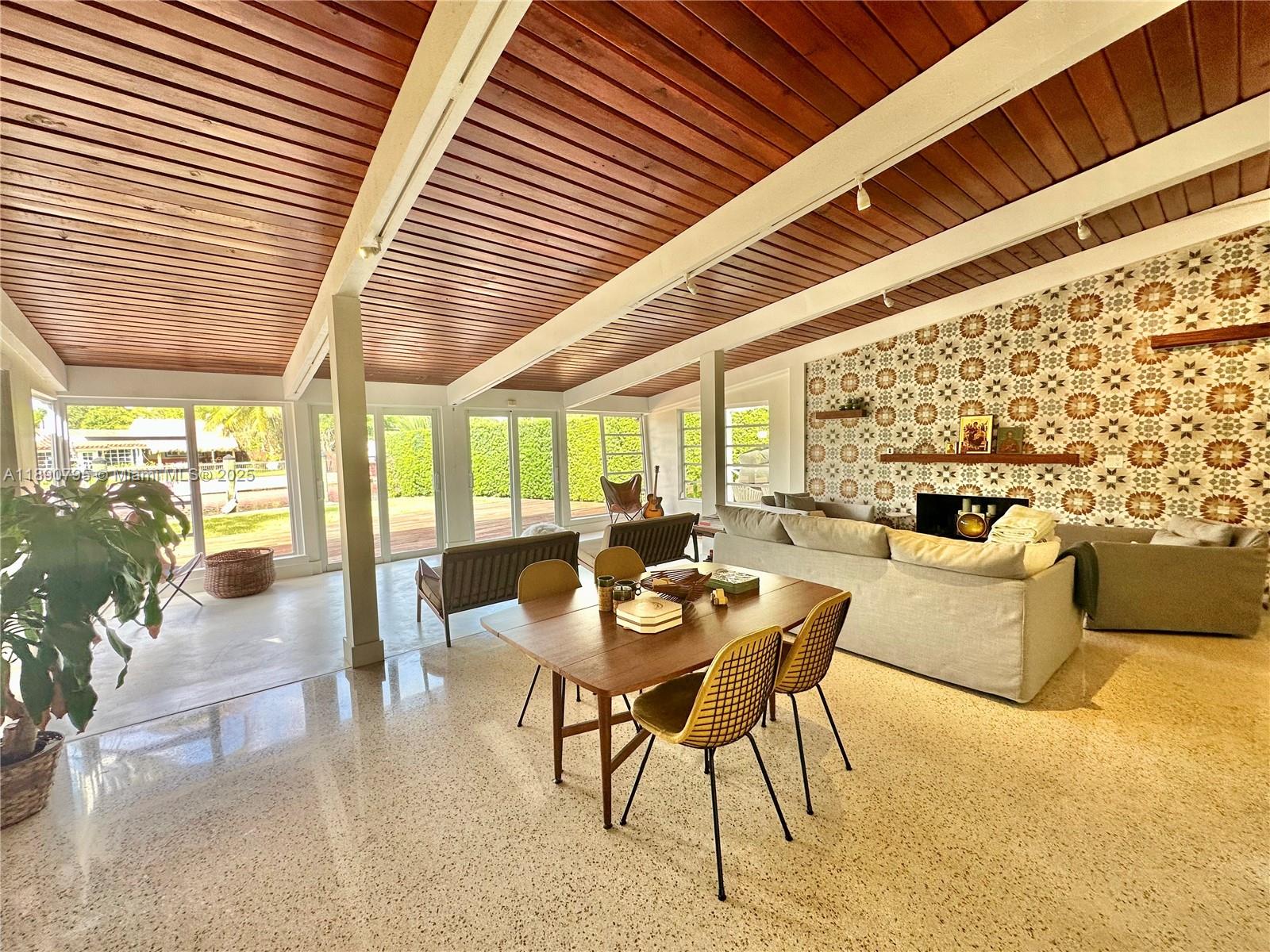 1825 Keystone Blvd North Miami, FL 33181