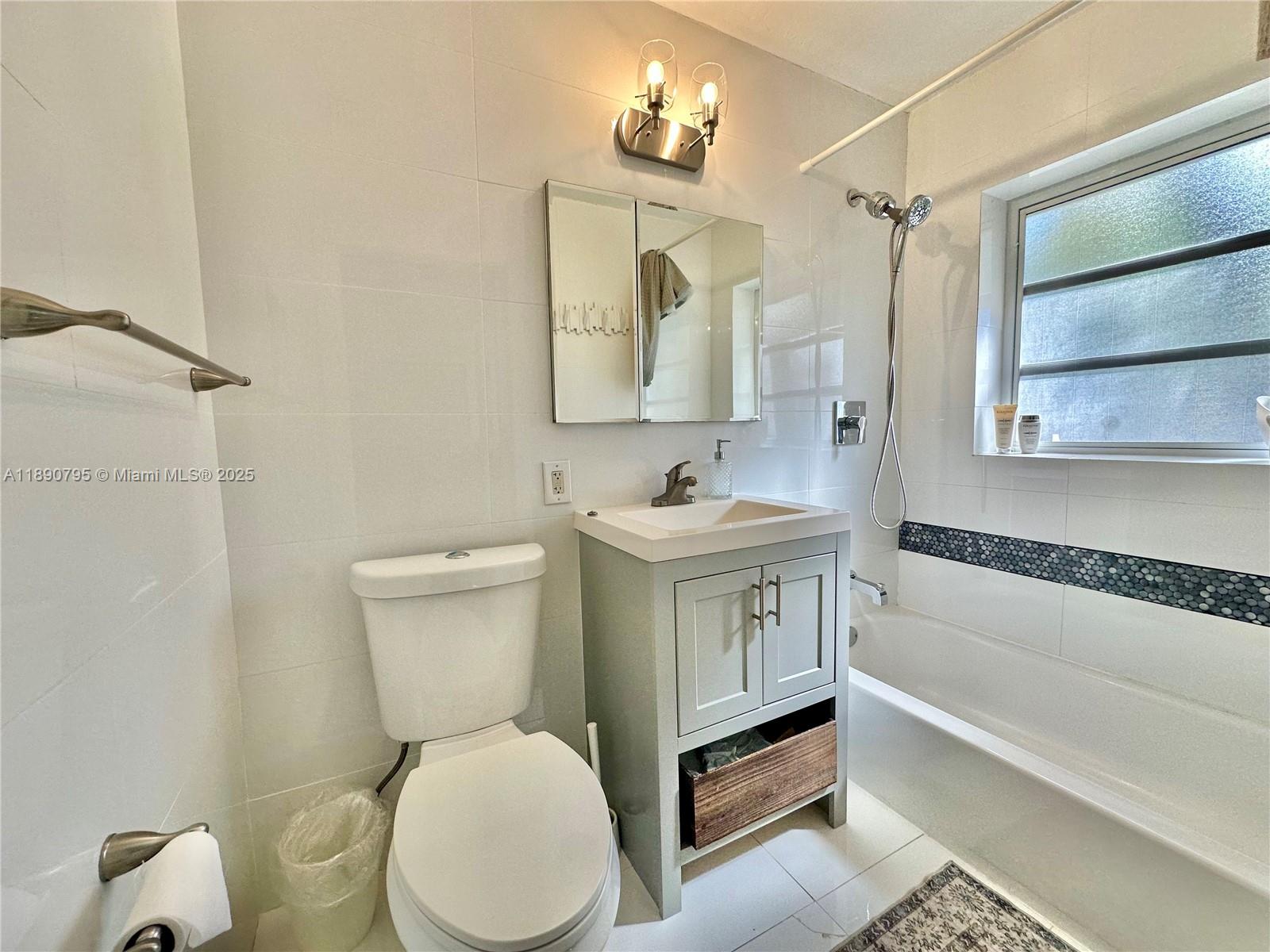 1825 Keystone Blvd North Miami, FL 33181