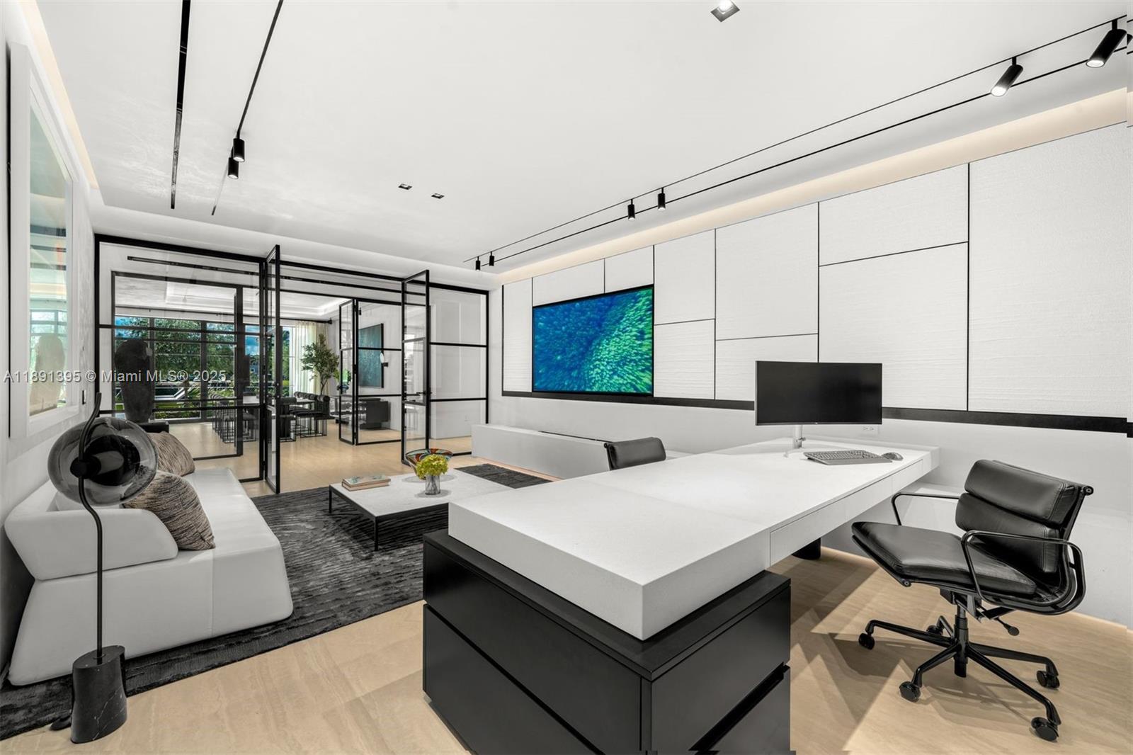 2401 Spanish Riv Rd Boca Raton, FL 33432