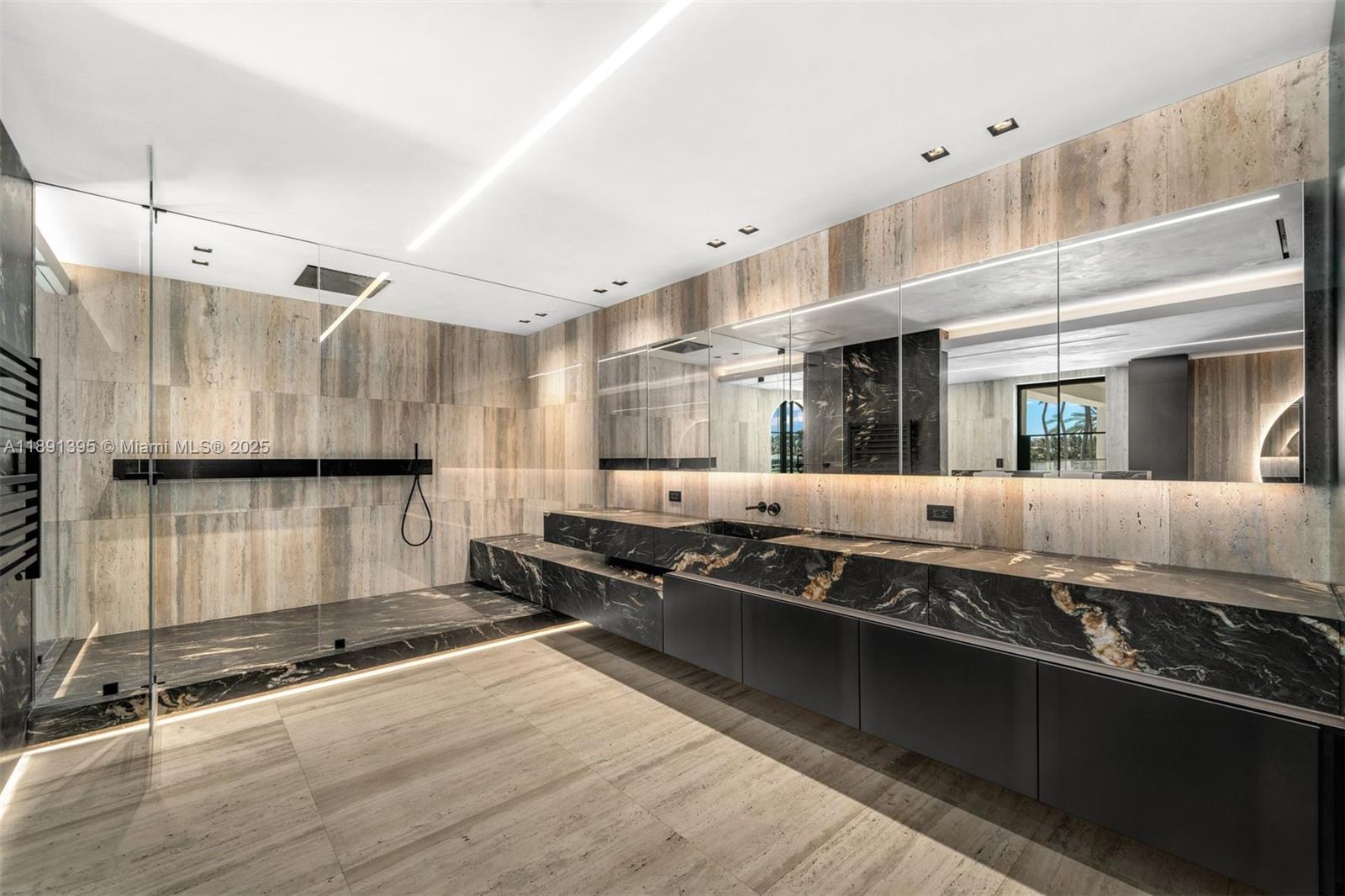 2401 Spanish Riv Rd Boca Raton, FL 33432