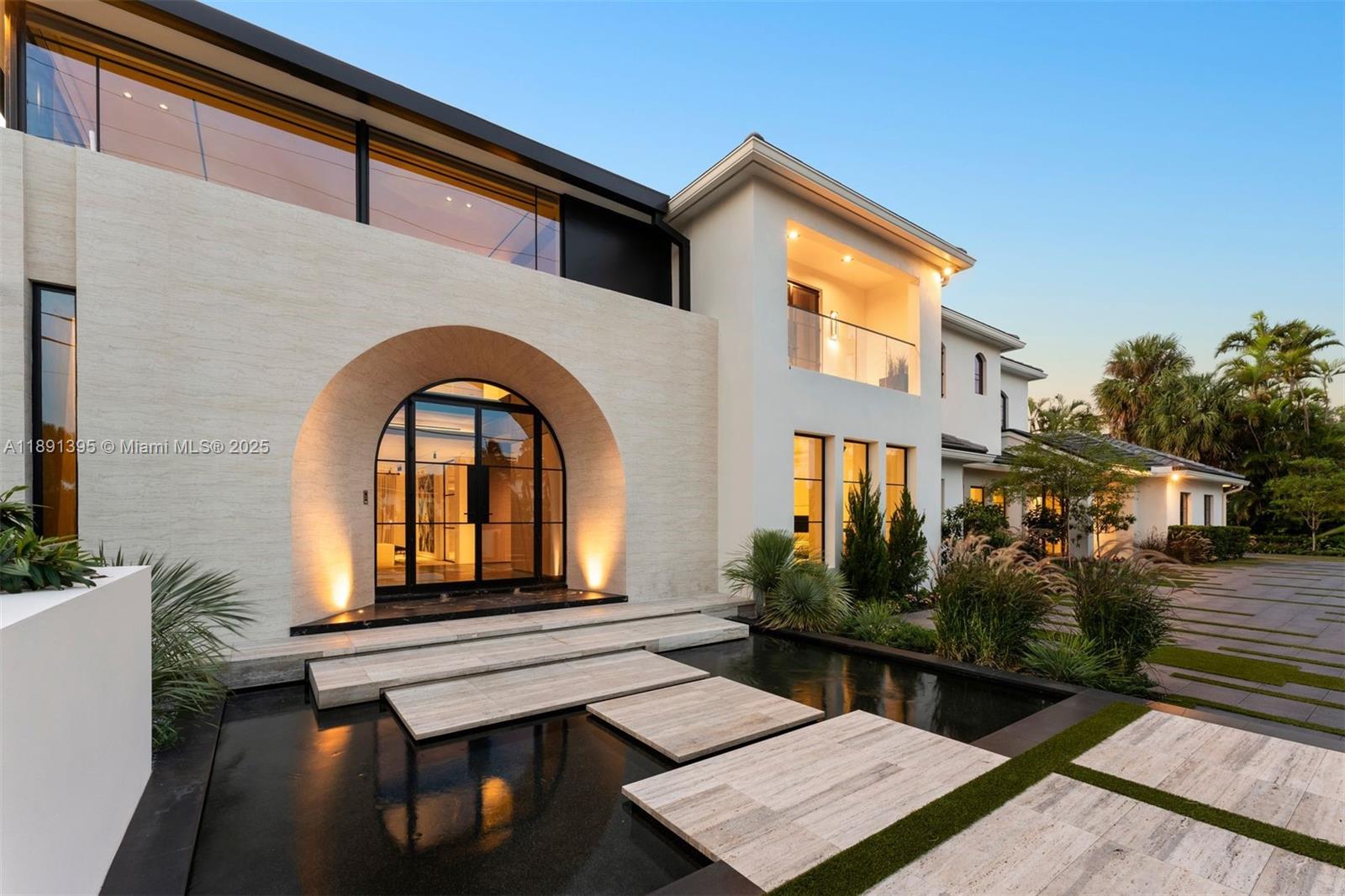 2401 Spanish Riv Rd Boca Raton, FL 33432