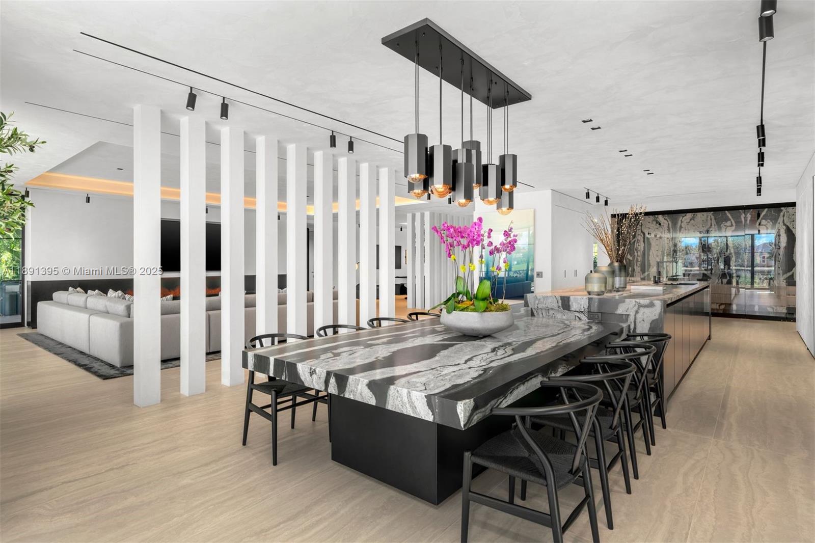 2401 Spanish Riv Rd Boca Raton, FL 33432