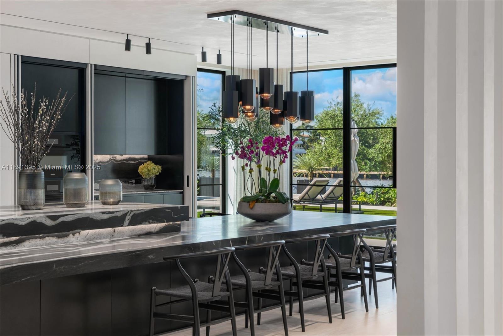 2401 Spanish Riv Rd Boca Raton, FL 33432