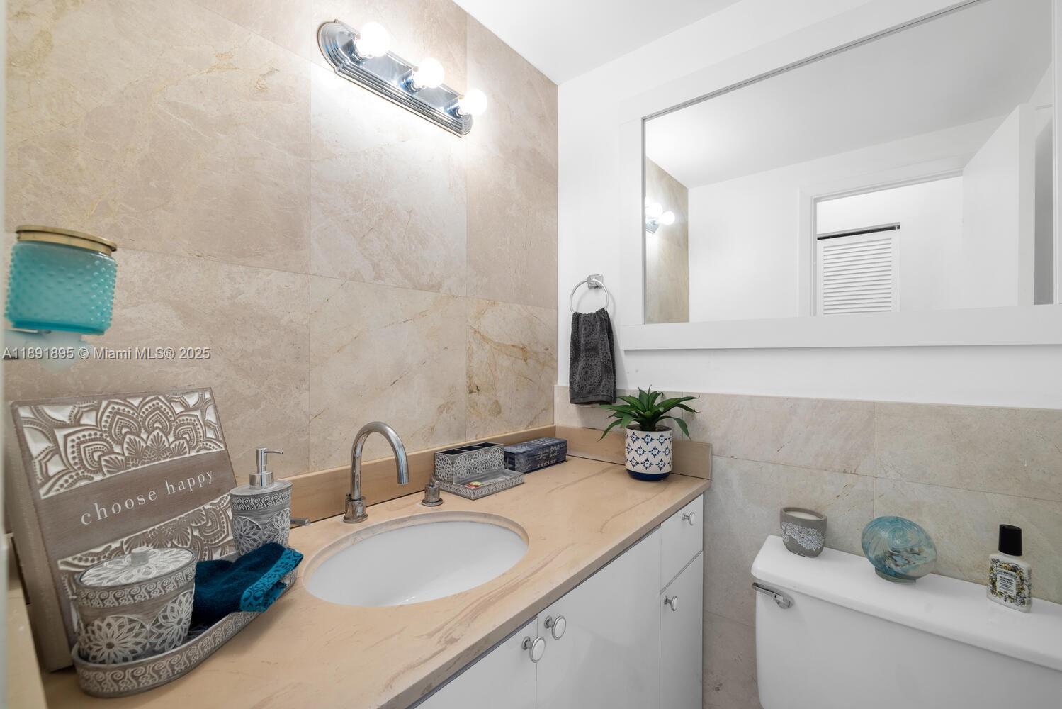 image Arlen House West12