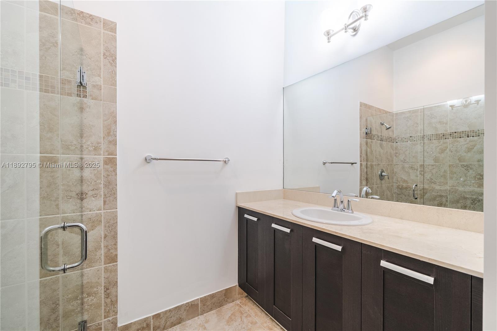 8478 NW 52nd St #8478 Doral, FL 33166