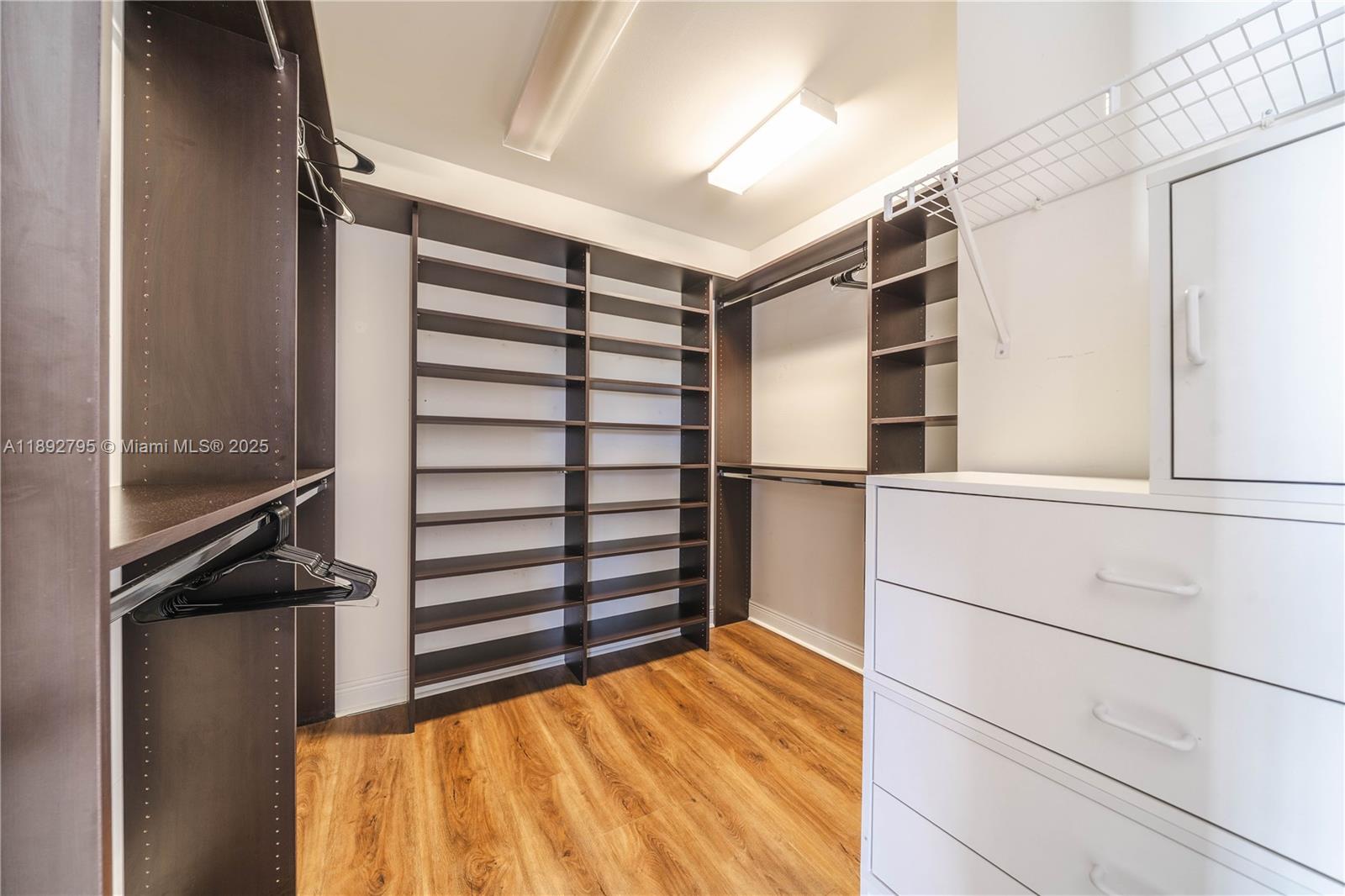 8478 NW 52nd St #8478 Doral, FL 33166