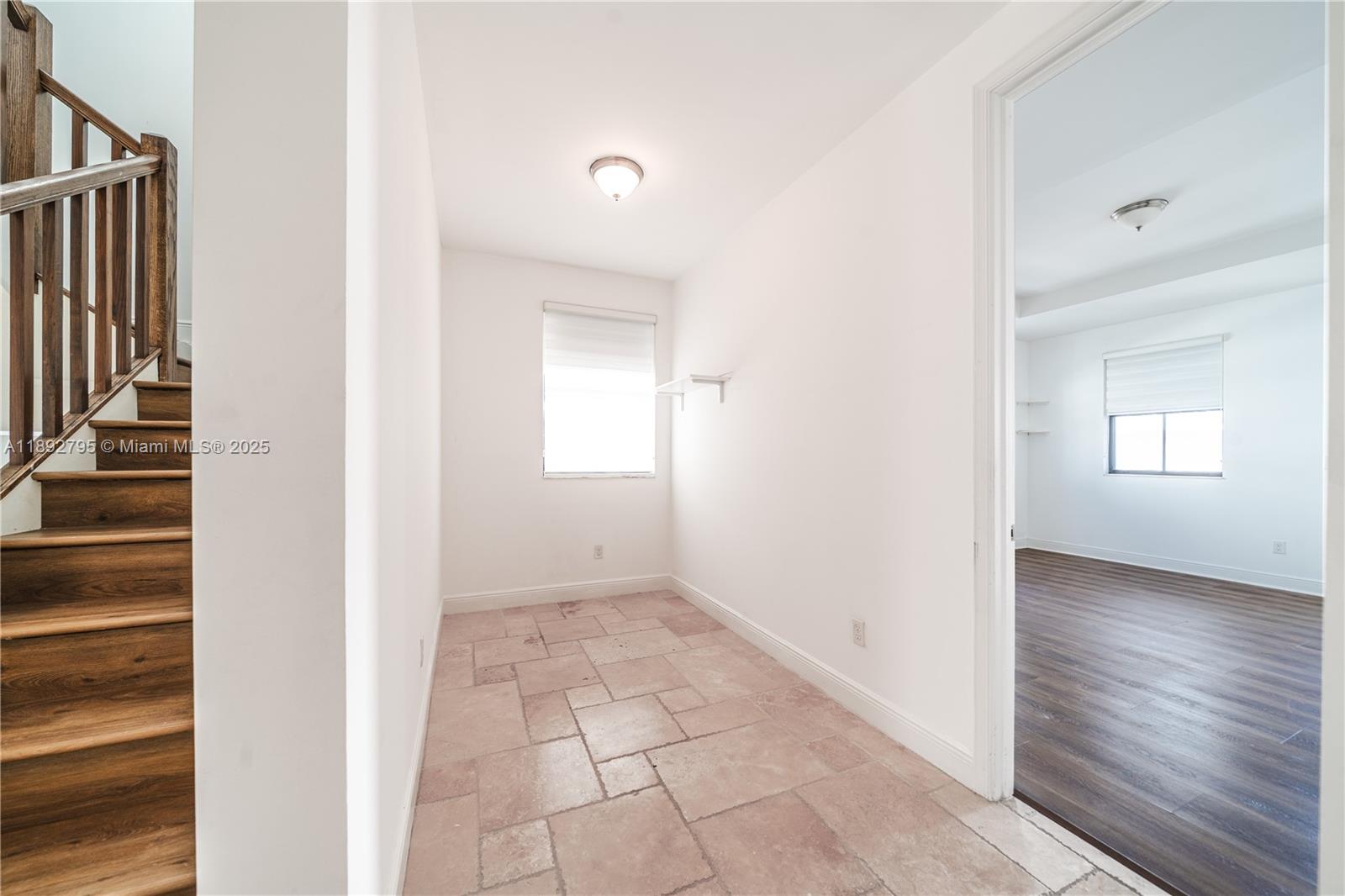 8478 NW 52nd St #8478 Doral, FL 33166