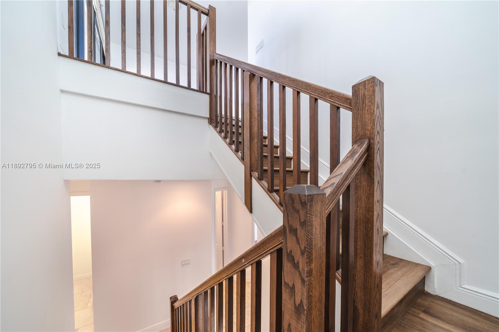 8478 NW 52nd St #8478 Doral, FL 33166