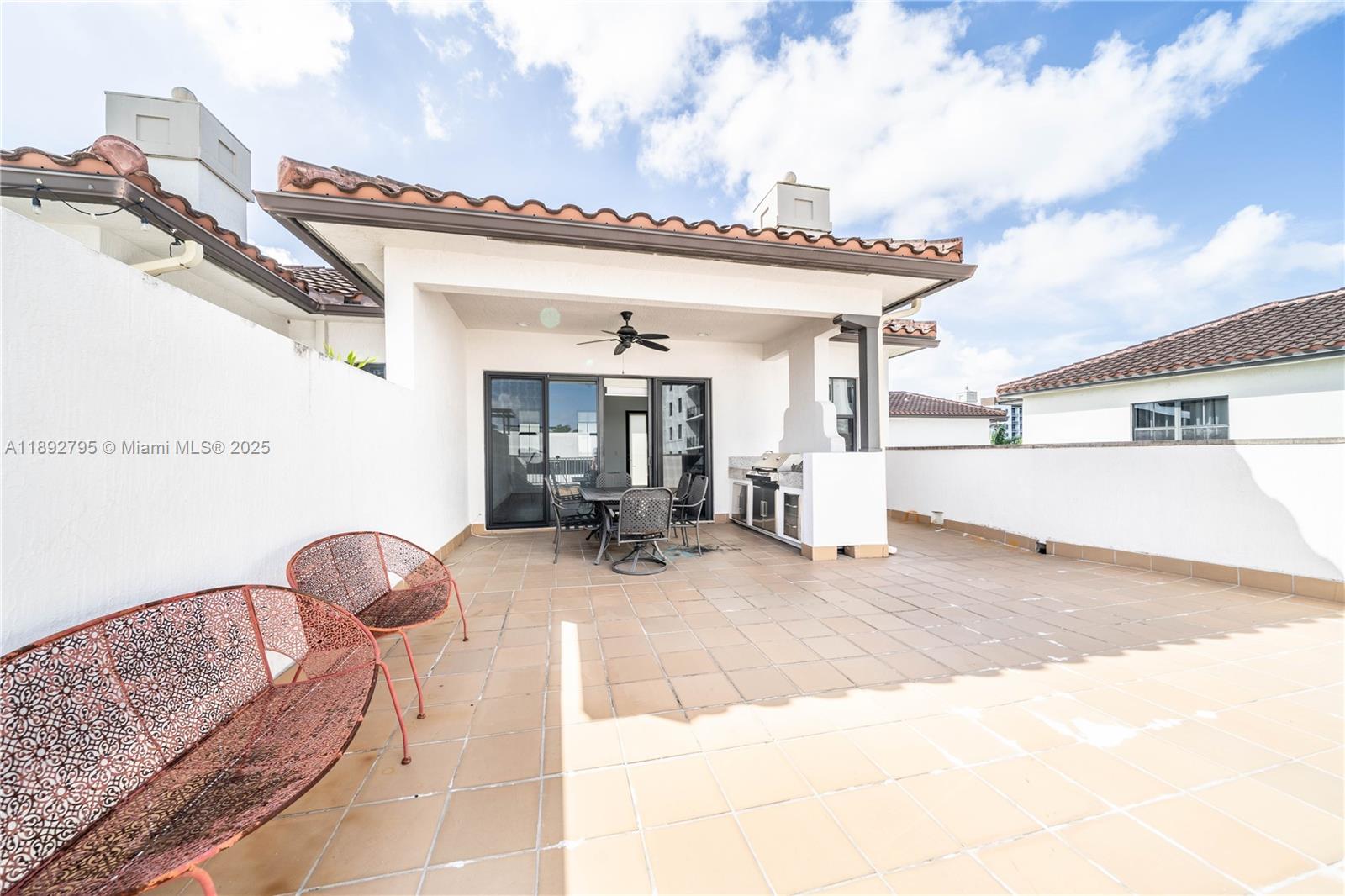 8478 NW 52nd St #8478 Doral, FL 33166