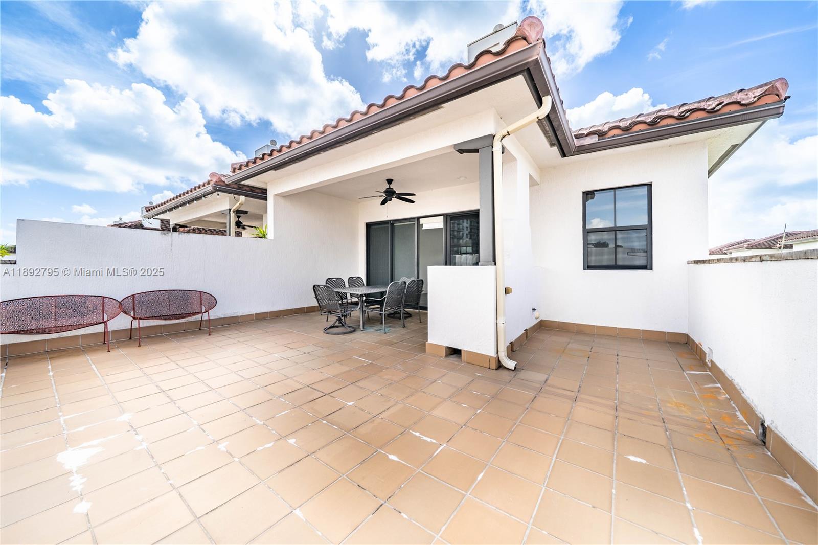 8478 NW 52nd St #8478 Doral, FL 33166