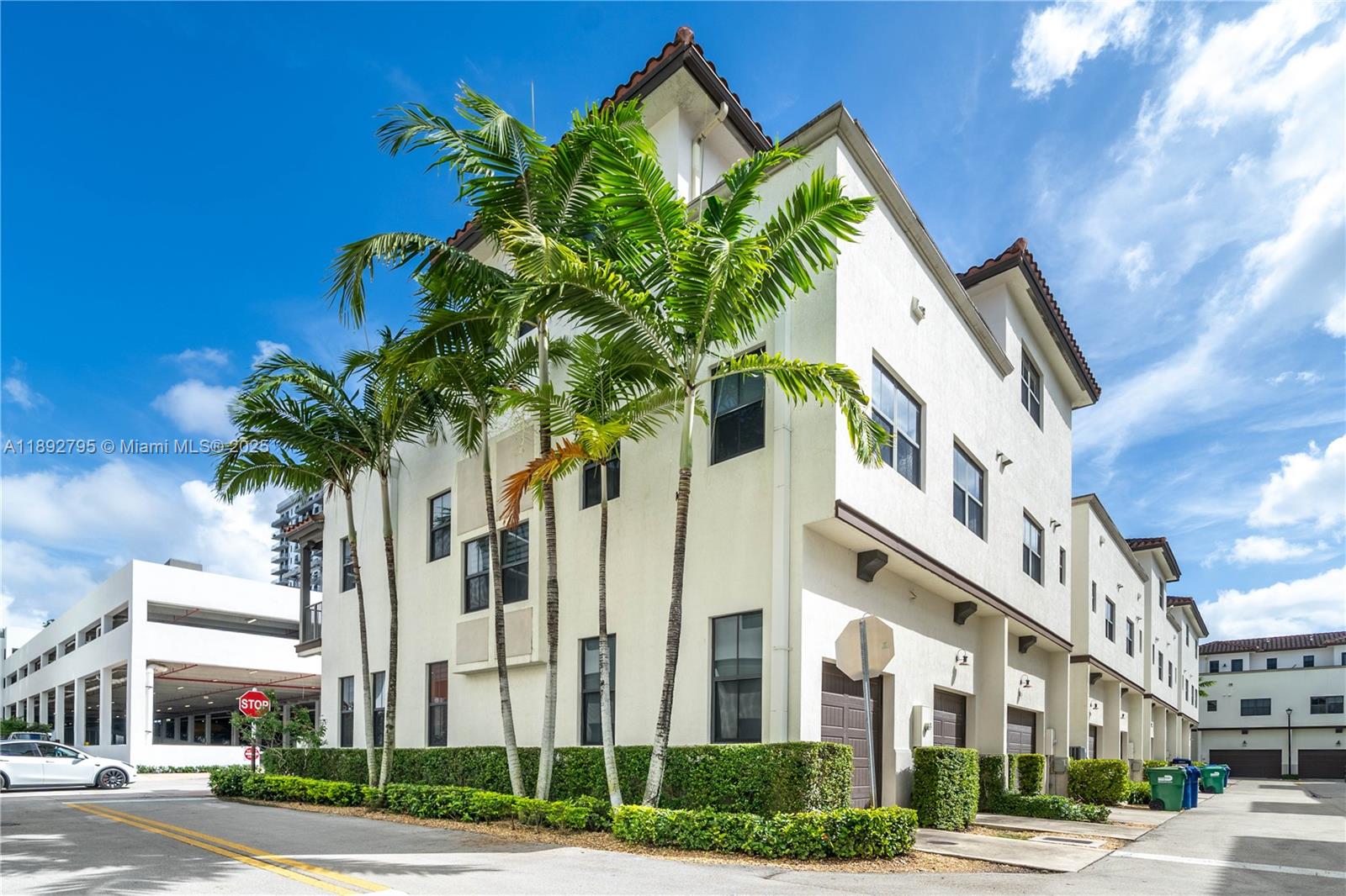 8478 NW 52nd St #8478 Doral, FL 33166